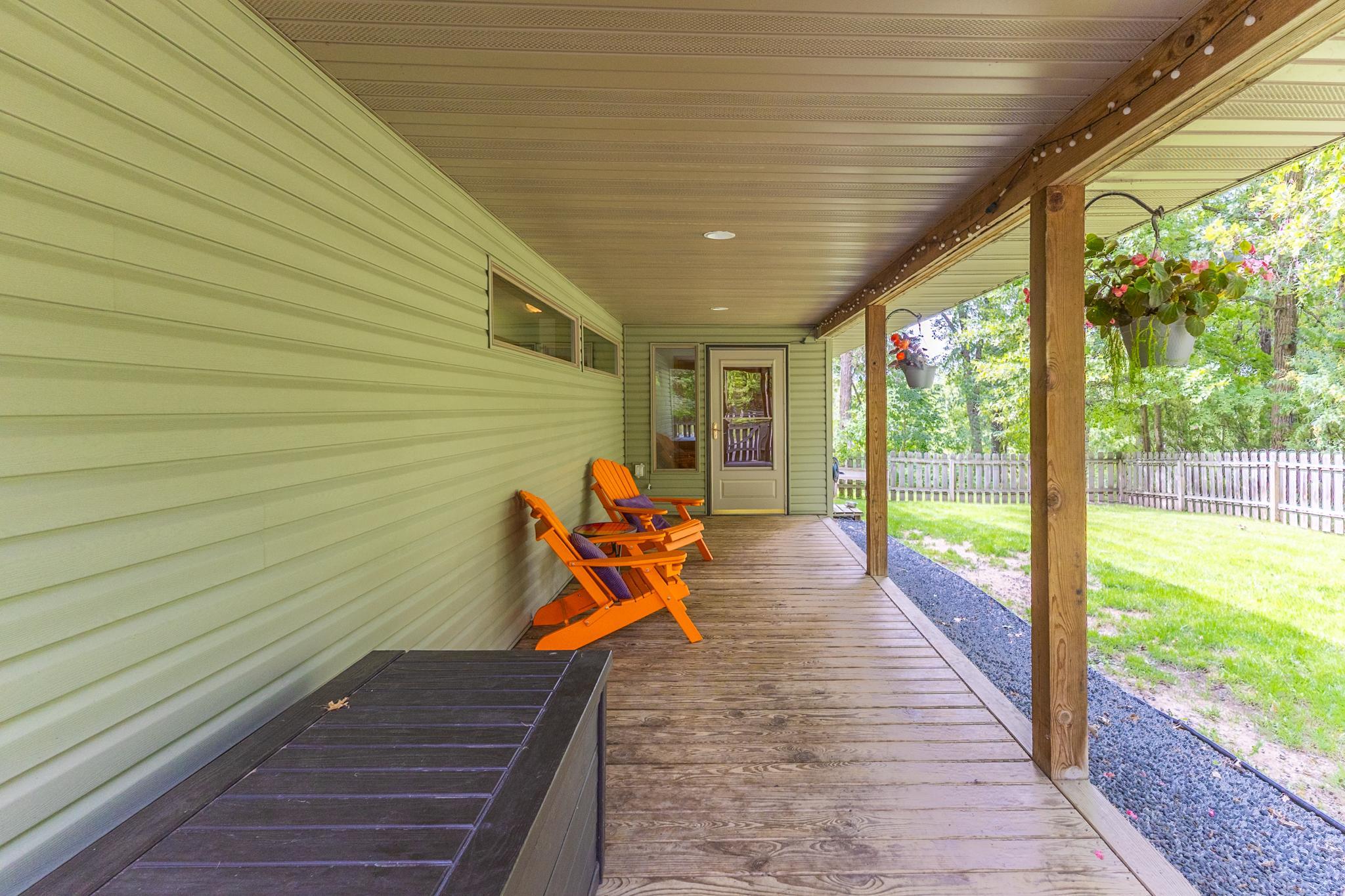 2011 single family home for sale at 4950 Sherman Drive NE in Bemidji, MN — 2 bed, 1 bath (photo 3 of 66)