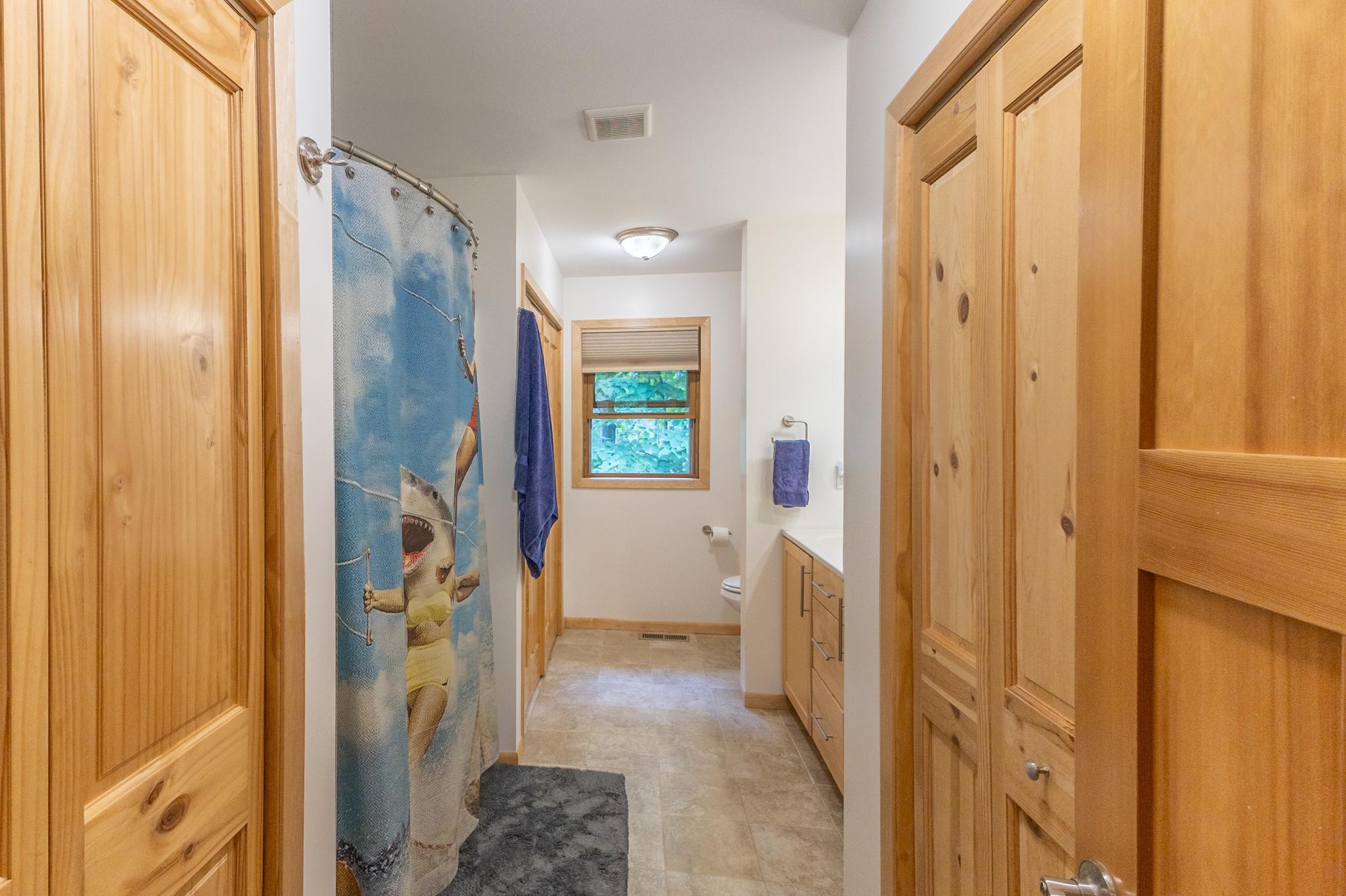 2011 single family home for sale at 4950 Sherman Drive NE in Bemidji, MN — 2 bed, 1 bath (photo 32 of 66)