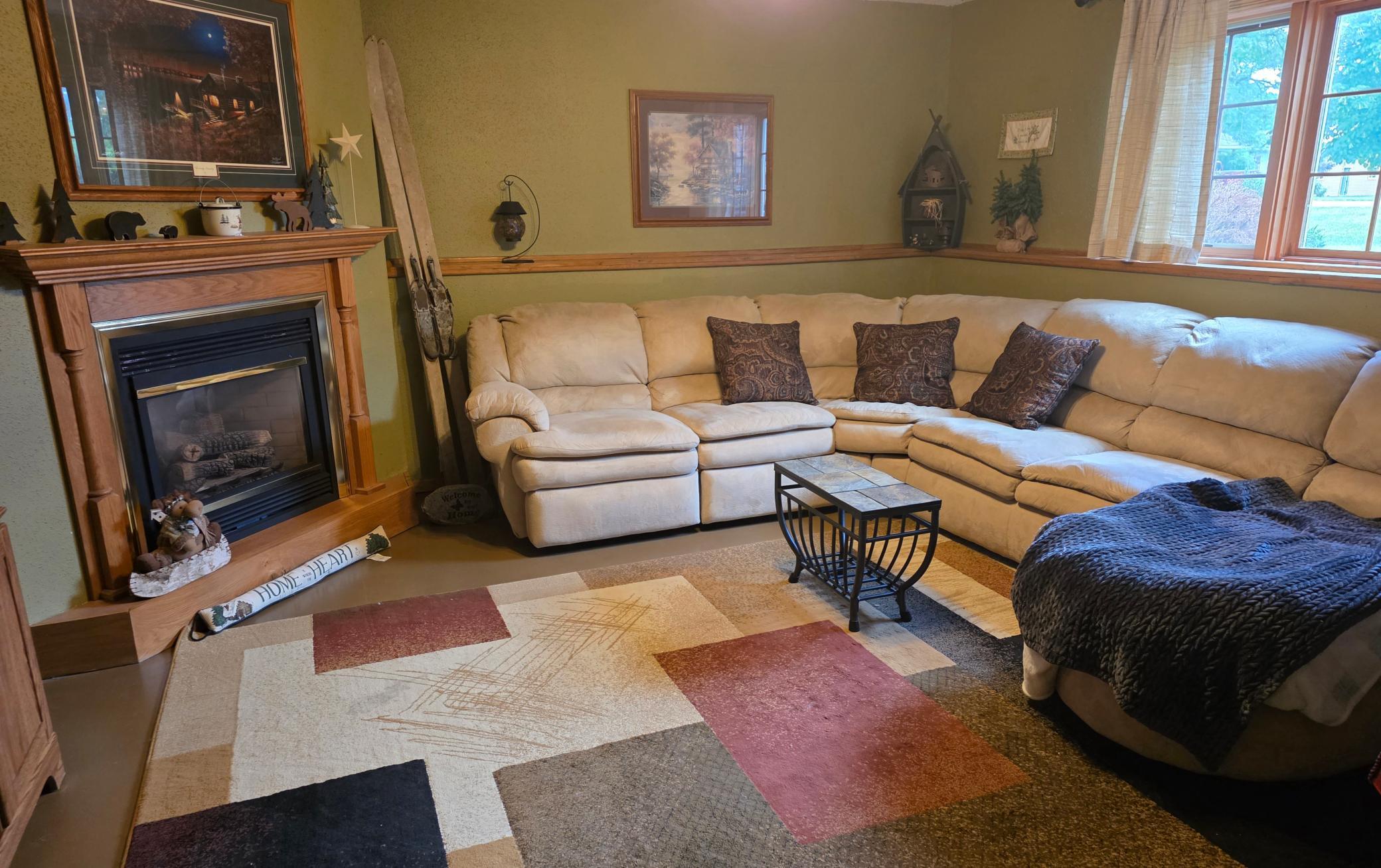 1994 single family home for sale at 621 Southview Drive in Hendrum, MN — 4 bed, 2 bath (photo 23 of 27)