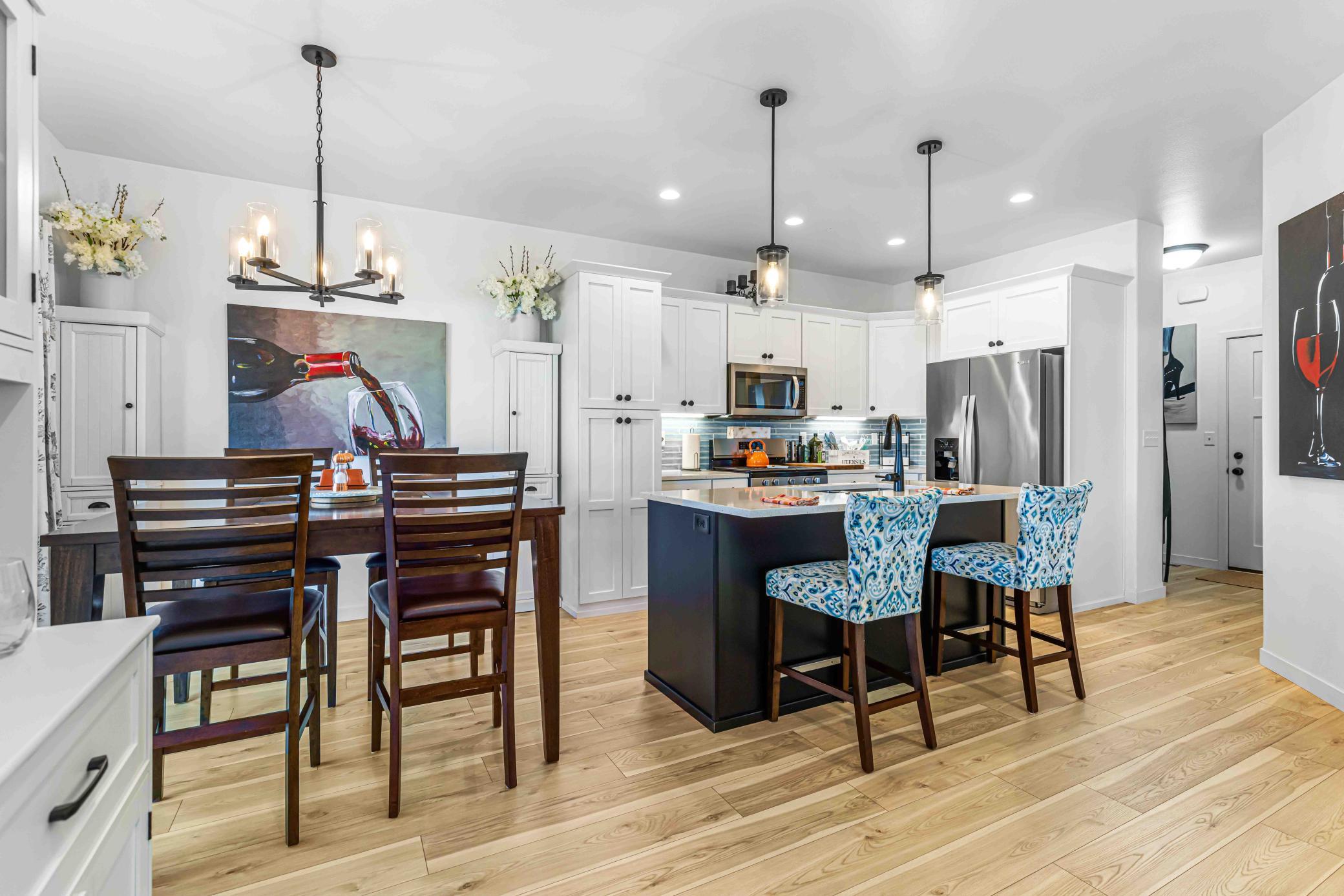 2020 single family home for sale at 1338 27th Avenue W in West Fargo, ND — 3 bed, 4 bath (photo 10 of 48)