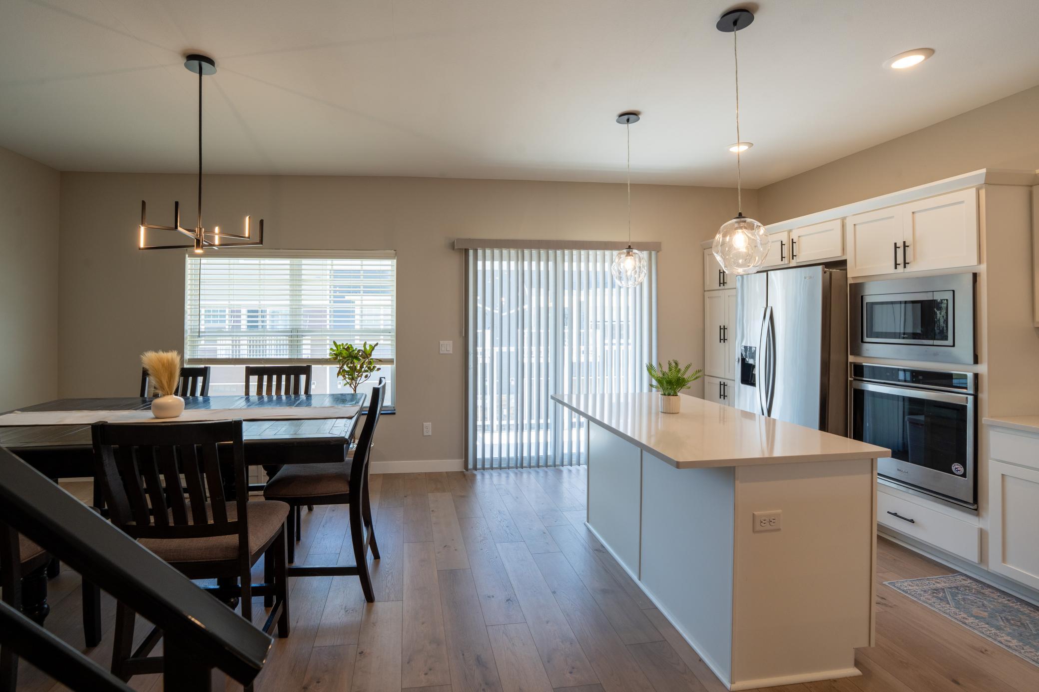 2020 townhouse for sale at 5831 41st Street S in Fargo, ND — 3 bed, 3 bath (photo 8 of 38)