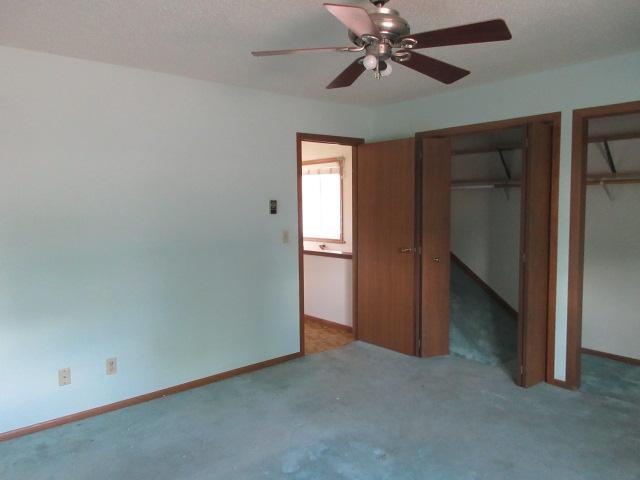 1981 townhouse for sale at 2001 Park Boulevard S in Fargo, ND — 3 bed, 2 bath (photo 11 of 42)