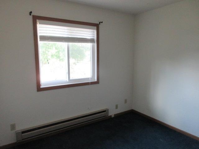 1981 townhouse for sale at 2001 Park Boulevard S in Fargo, ND — 3 bed, 2 bath (photo 20 of 42)