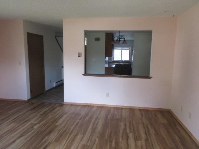 1981 townhouse for sale at 2001 Park Boulevard S in Fargo, ND — 3 bed, 2 bath (photo 33 of 42)