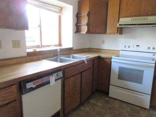1981 townhouse for sale at 2001 Park Boulevard S in Fargo, ND — 3 bed, 2 bath (photo 40 of 42)