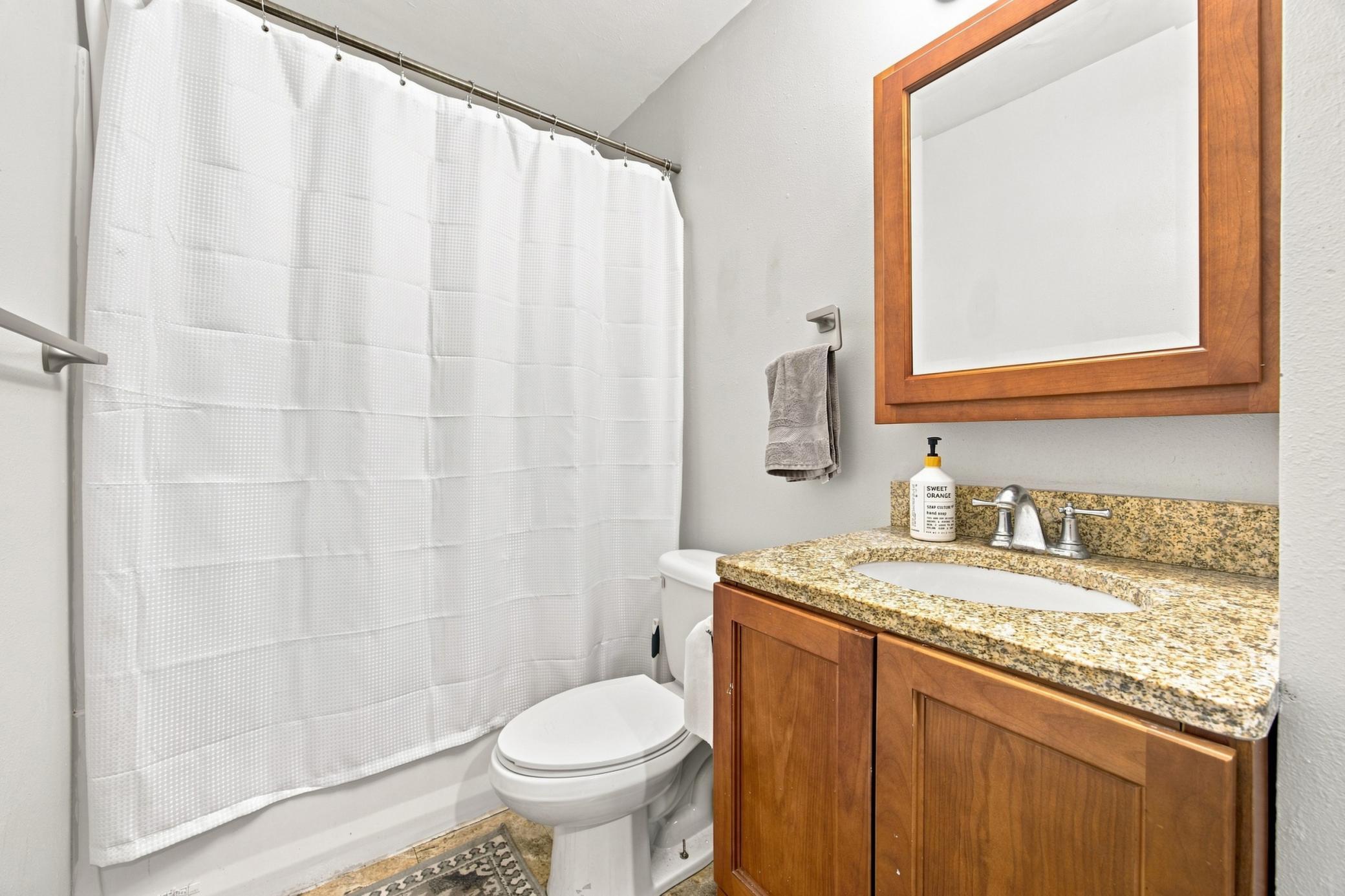 1955 single family home for sale at 1408 13th Street N in Moorhead, MN — 3 bed, 2 bath (photo 15 of 28)