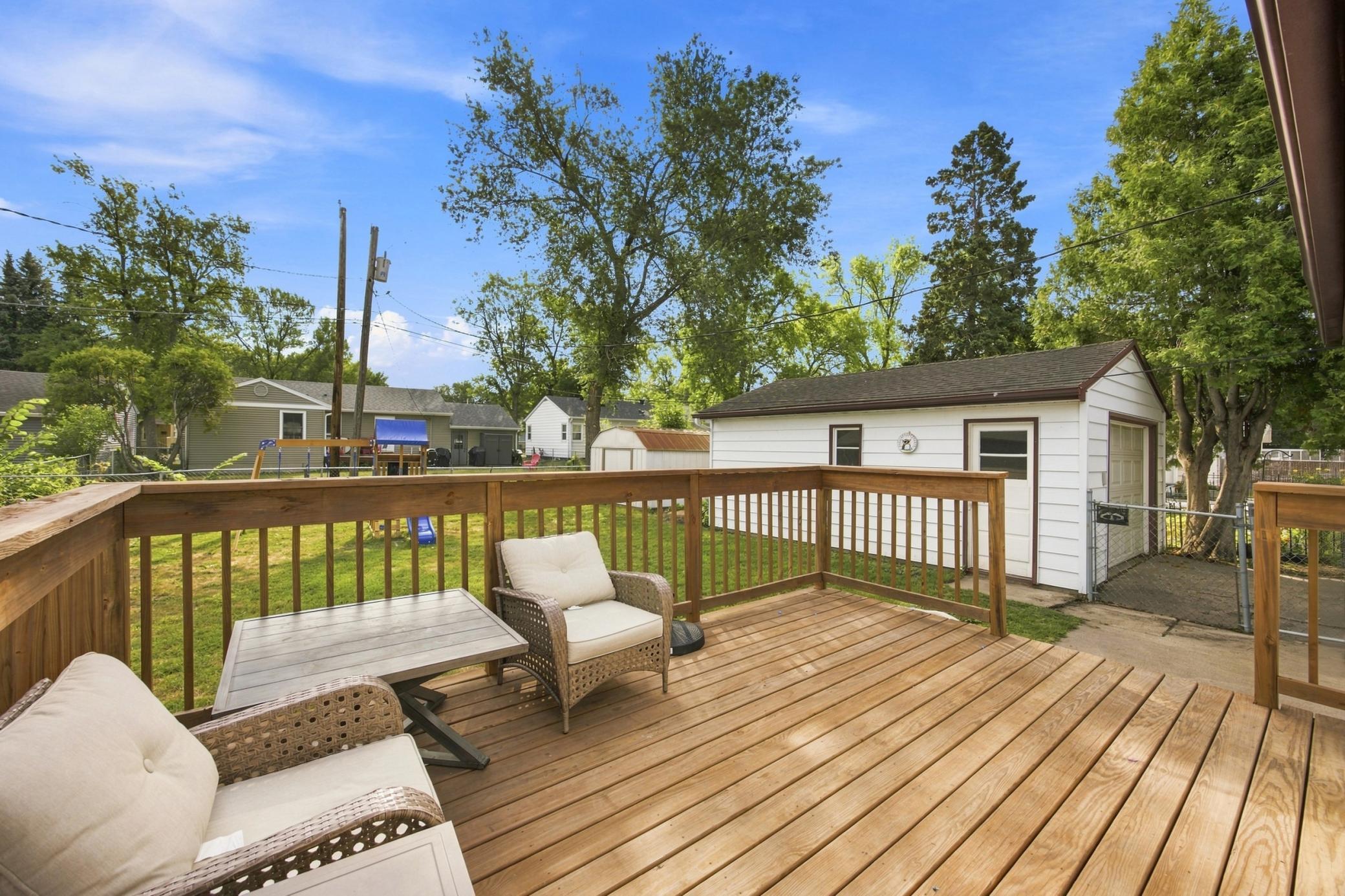 1955 single family home for sale at 1408 13th Street N in Moorhead, MN — 3 bed, 2 bath (photo 25 of 28)