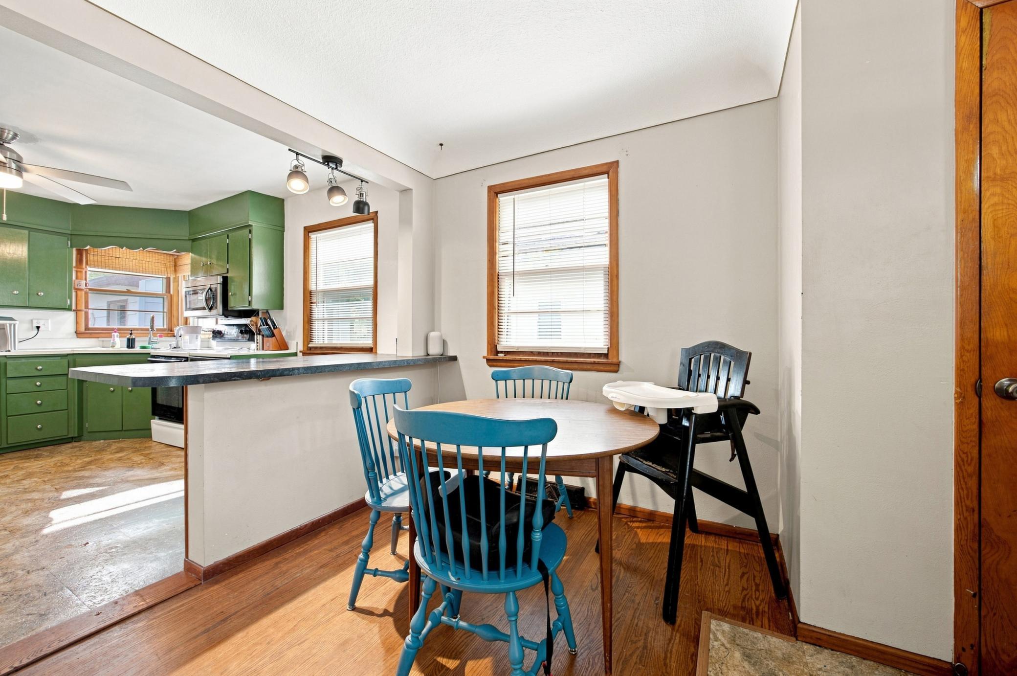 1955 single family home for sale at 1408 13th Street N in Moorhead, MN — 3 bed, 2 bath (photo 6 of 28)