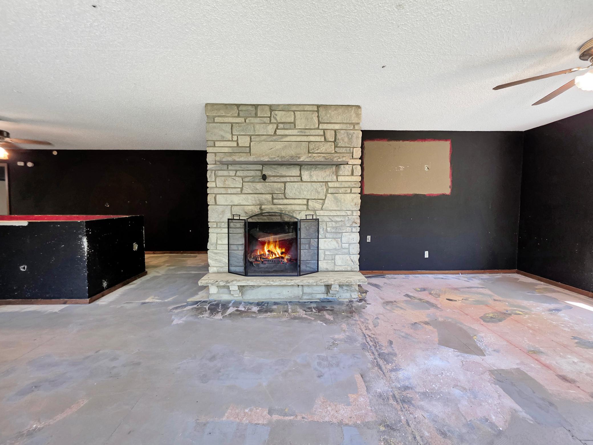1975 single family home for sale at 6340 Waterside Drive in Garrison, MN — 4 bed, 2 bath (photo 12 of 30)