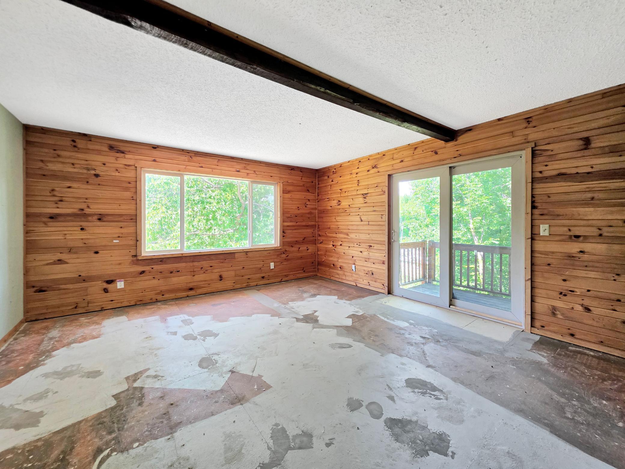1975 single family home for sale at 6340 Waterside Drive in Garrison, MN — 4 bed, 2 bath (photo 17 of 30)