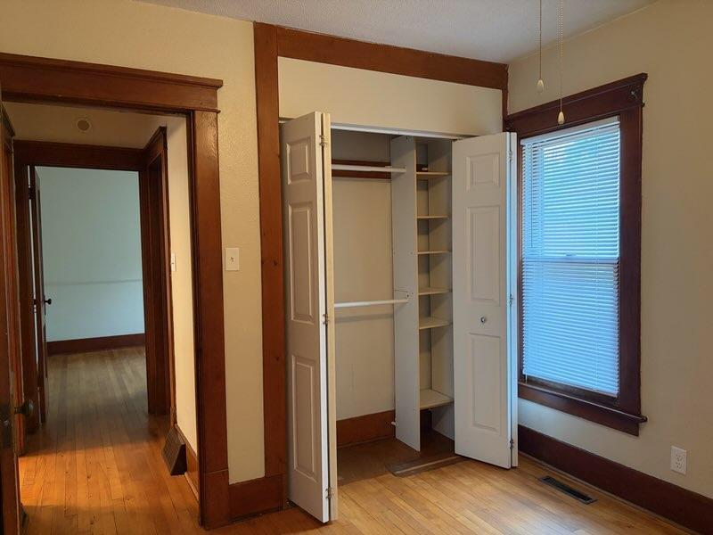1910 single family home for sale at 209 6th Street SE in Barnesville, MN — 2 bed, 2 bath (photo 20 of 31)