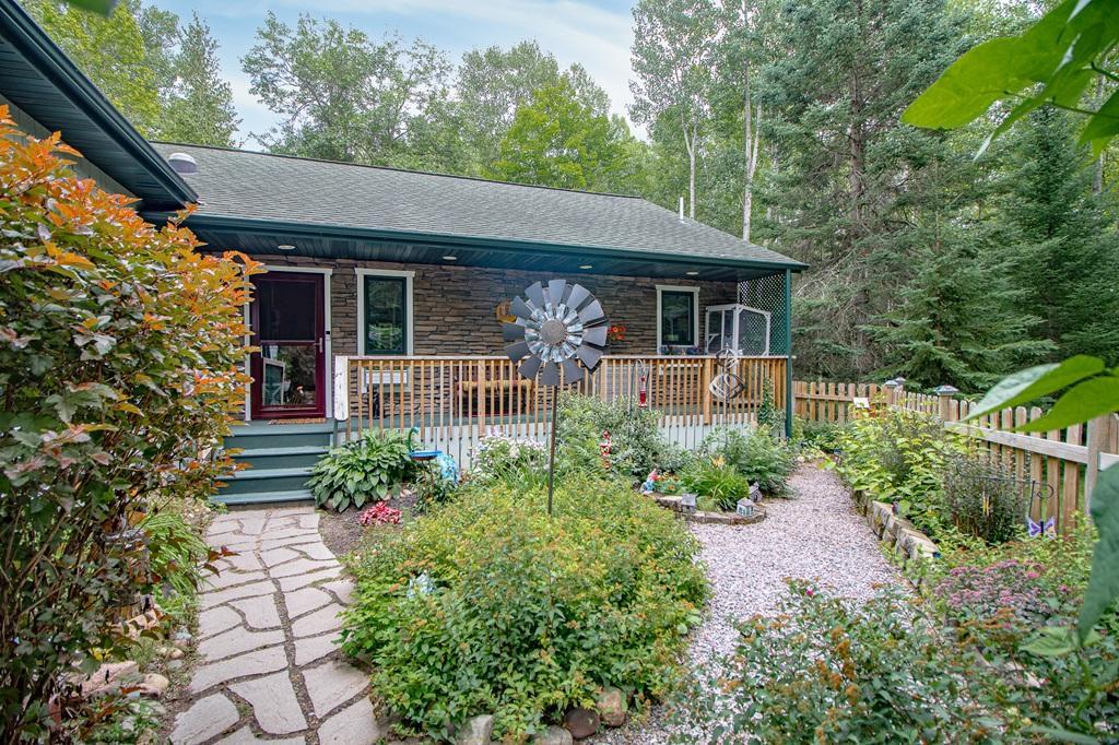 2004 single family home for sale at 7160 County Road 58 NE in Outing, MN — 3 bed, 3 bath (photo 5 of 42)