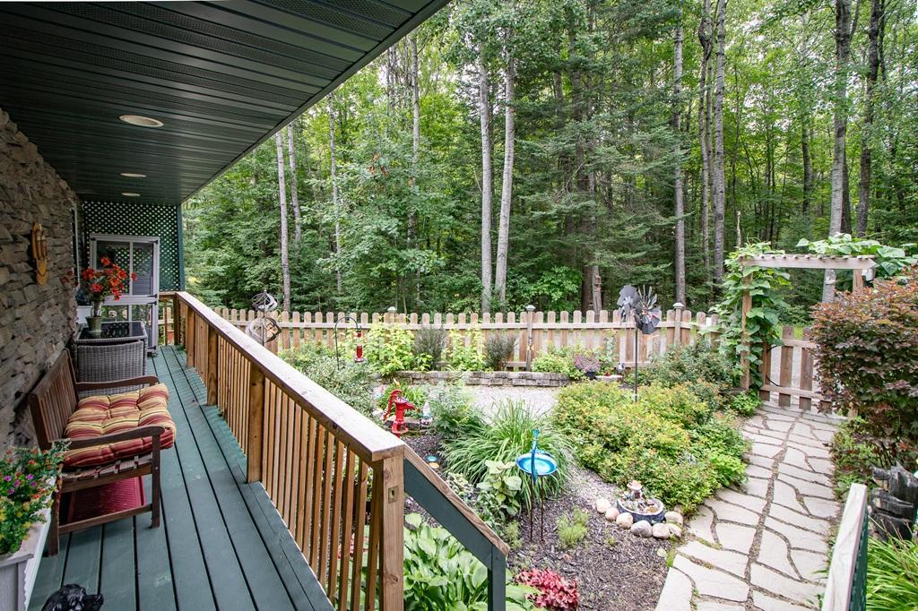 2004 single family home for sale at 7160 County Road 58 NE in Outing, MN — 3 bed, 3 bath (photo 6 of 42)