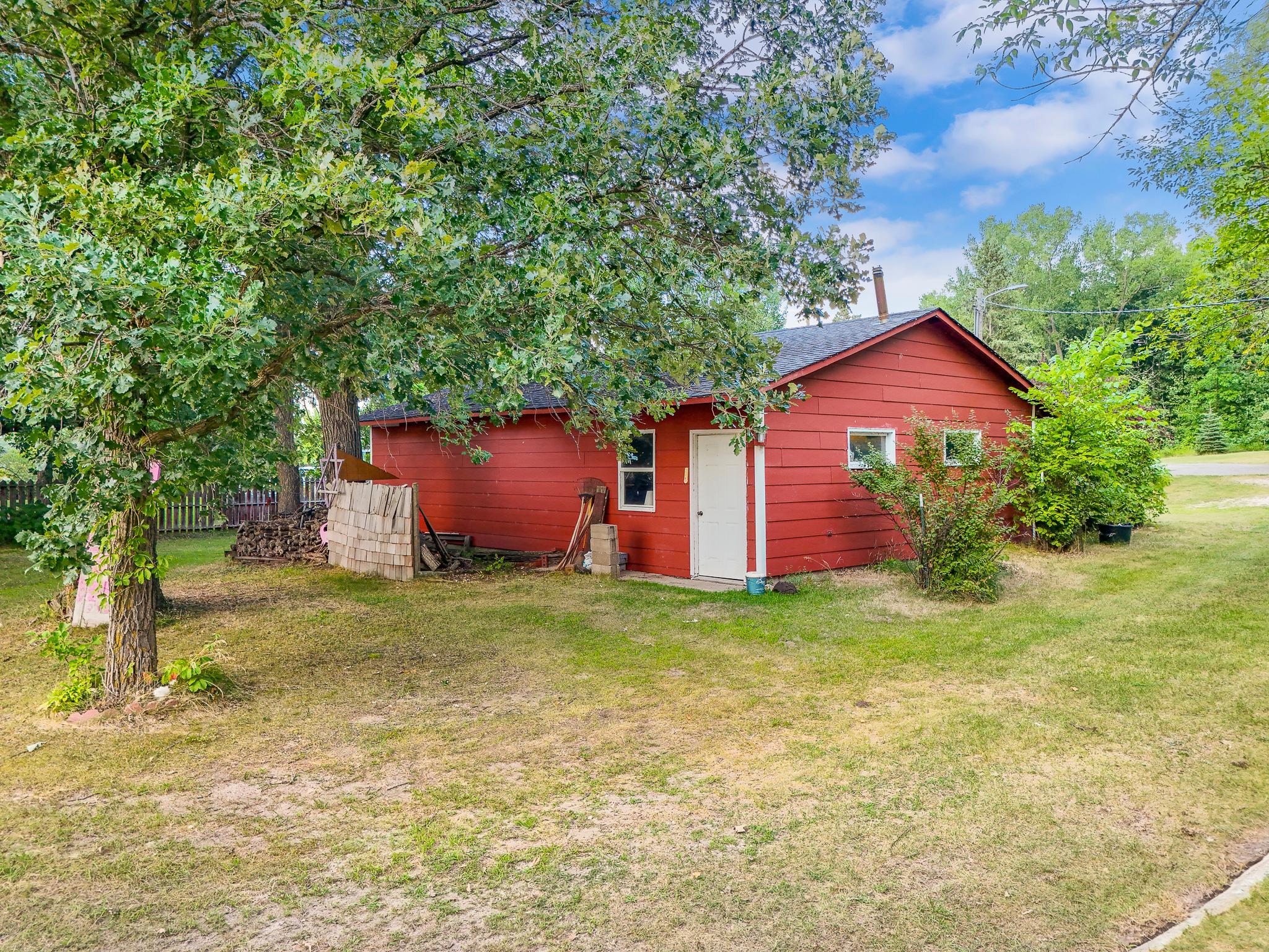 1938 single family home for sale at 43283 Bluebell Rd in Dent, MN — 4 bed, 2 bath (photo 17 of 46)