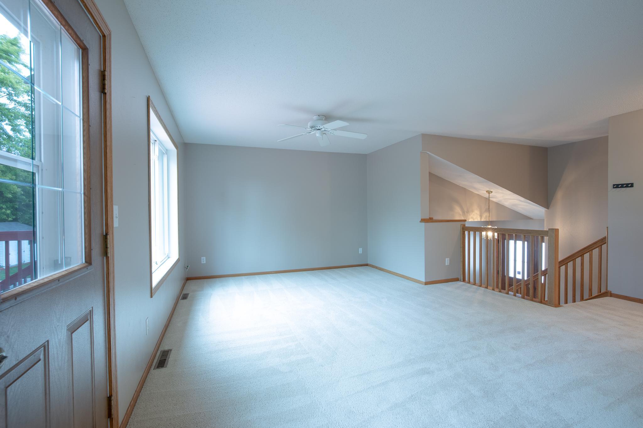 1992 twin home for sale at 2733 26th Street Circle S in Moorhead, MN — 3 bed, 2 bath (photo 11 of 31)