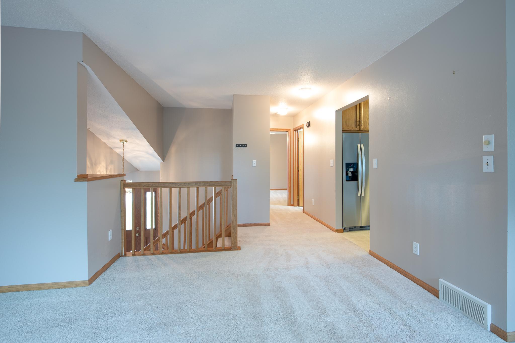 1992 twin home for sale at 2733 26th Street Circle S in Moorhead, MN — 3 bed, 2 bath (photo 12 of 31)