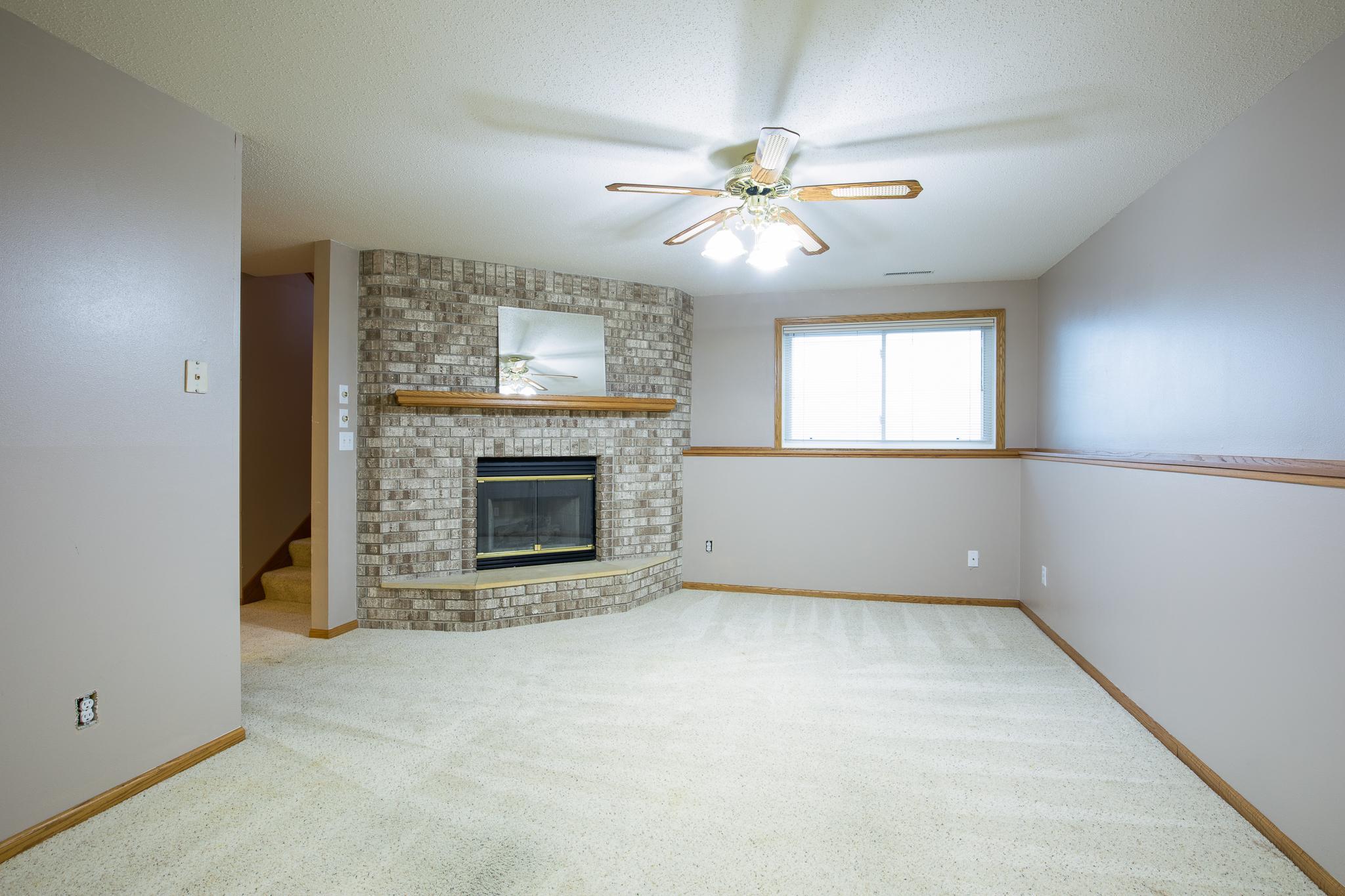 1992 twin home for sale at 2733 26th Street Circle S in Moorhead, MN — 3 bed, 2 bath (photo 20 of 31)
