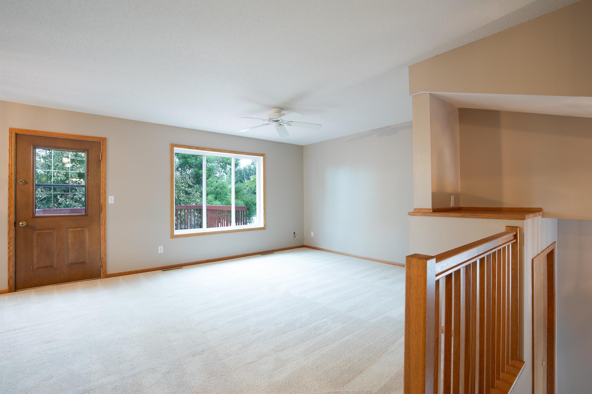 1992 twin home for sale at 2733 26th Street Circle S in Moorhead, MN — 3 bed, 2 bath (photo 9 of 31)