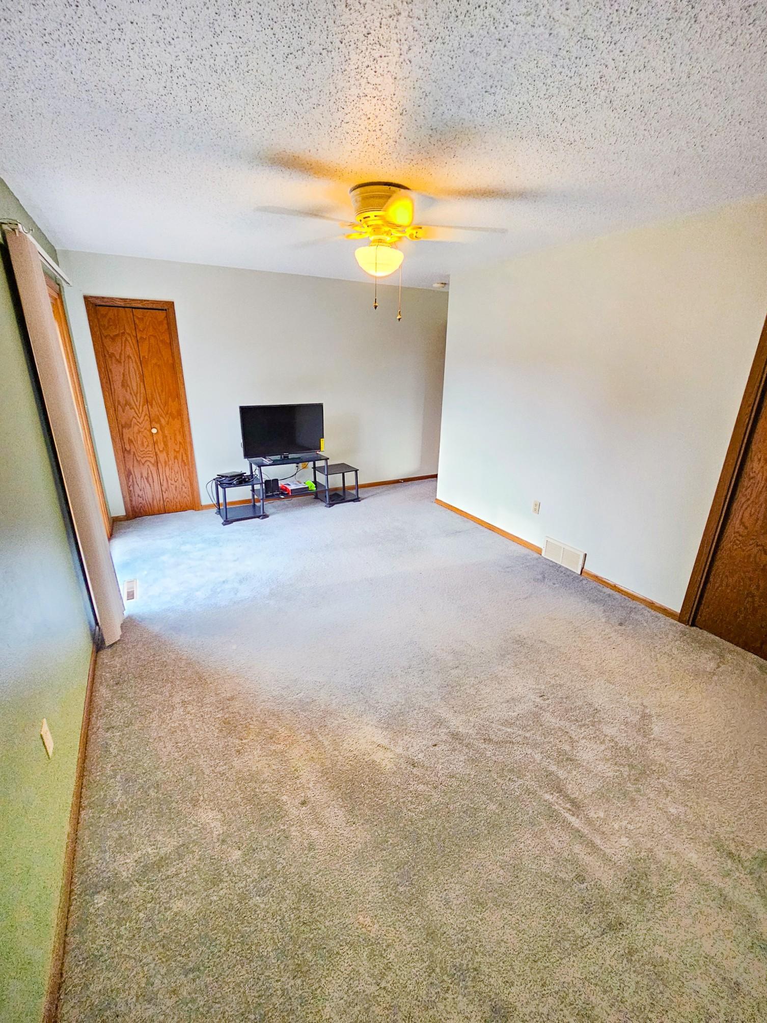 1978 condo for sale at 3014 17th Street S in Moorhead, MN — 3 bed, 2 bath (photo 14 of 29)