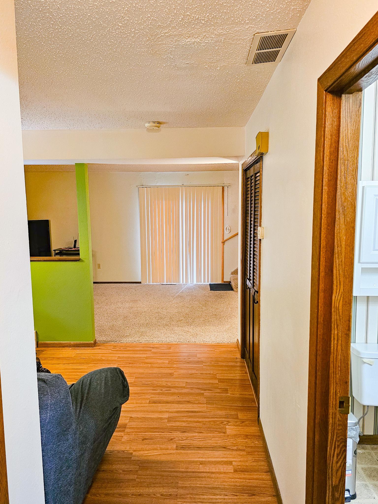 1978 condo for sale at 3014 17th Street S in Moorhead, MN — 3 bed, 2 bath (photo 8 of 29)
