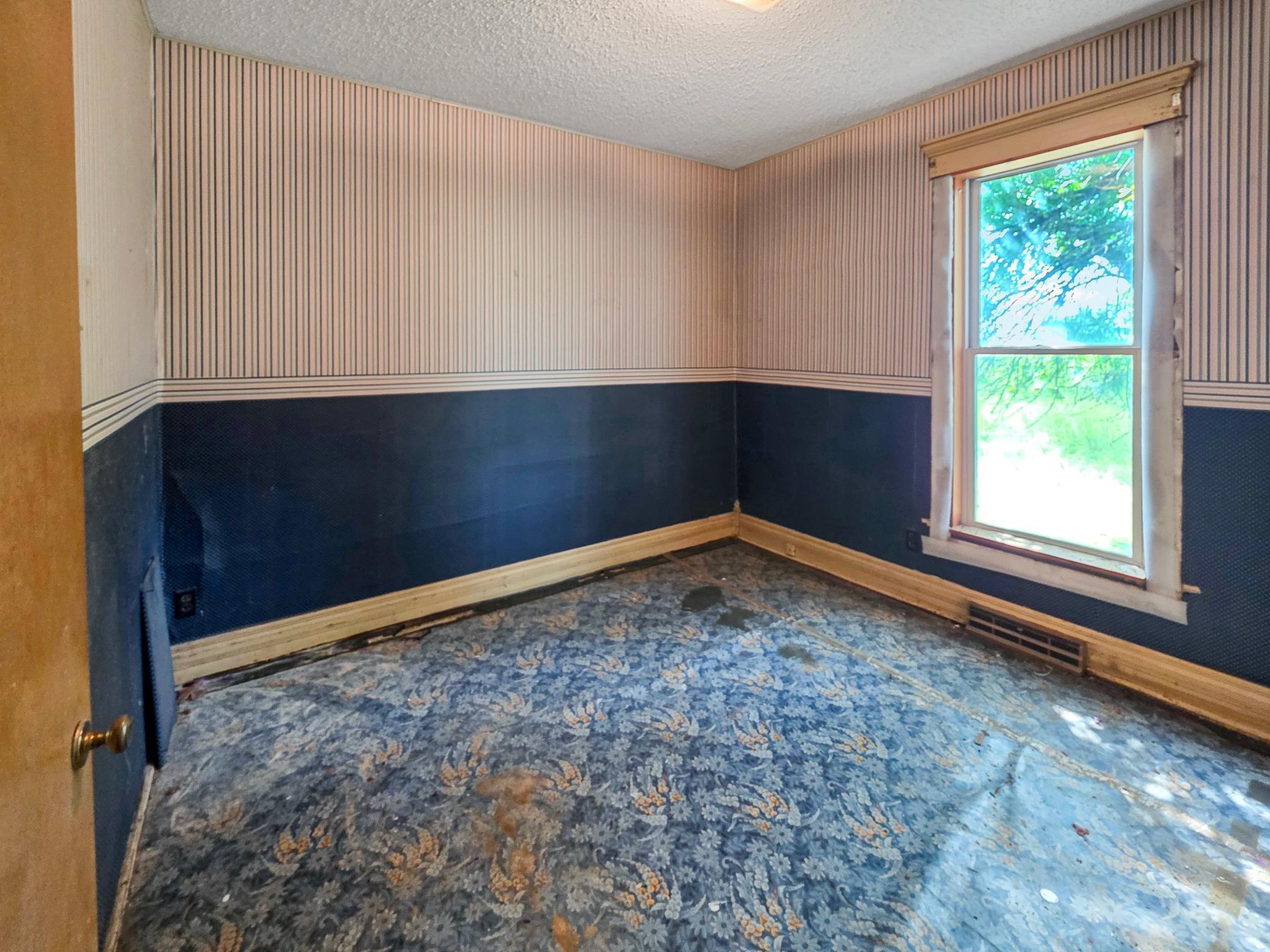 2005 single family home for sale at 2955 390th Street in Foxhome, MN — 4 bed, 1 bath (photo 9 of 16)