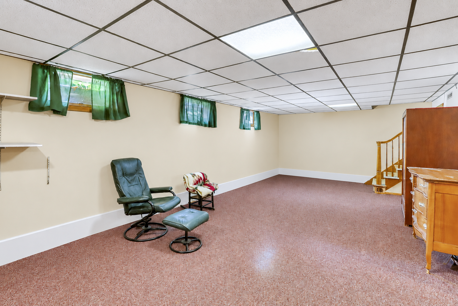 1961 single family home for sale at 813 Oak Street in West Fargo, ND — 3 bed, 3 bath (photo 53 of 65)