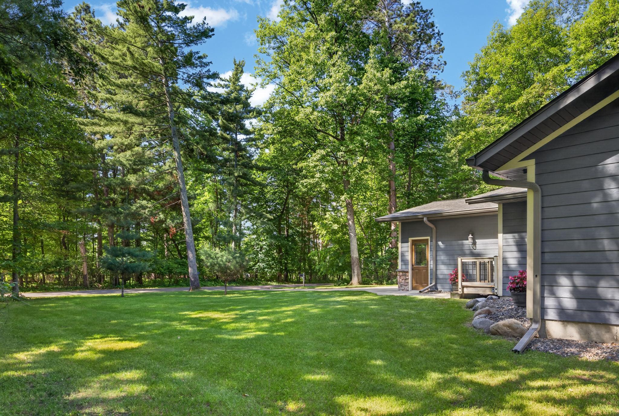 1999 single family home for sale at 6108 Bittersweet Lane in Nisswa, MN — 4 bed, 2 bath (photo 33 of 43)