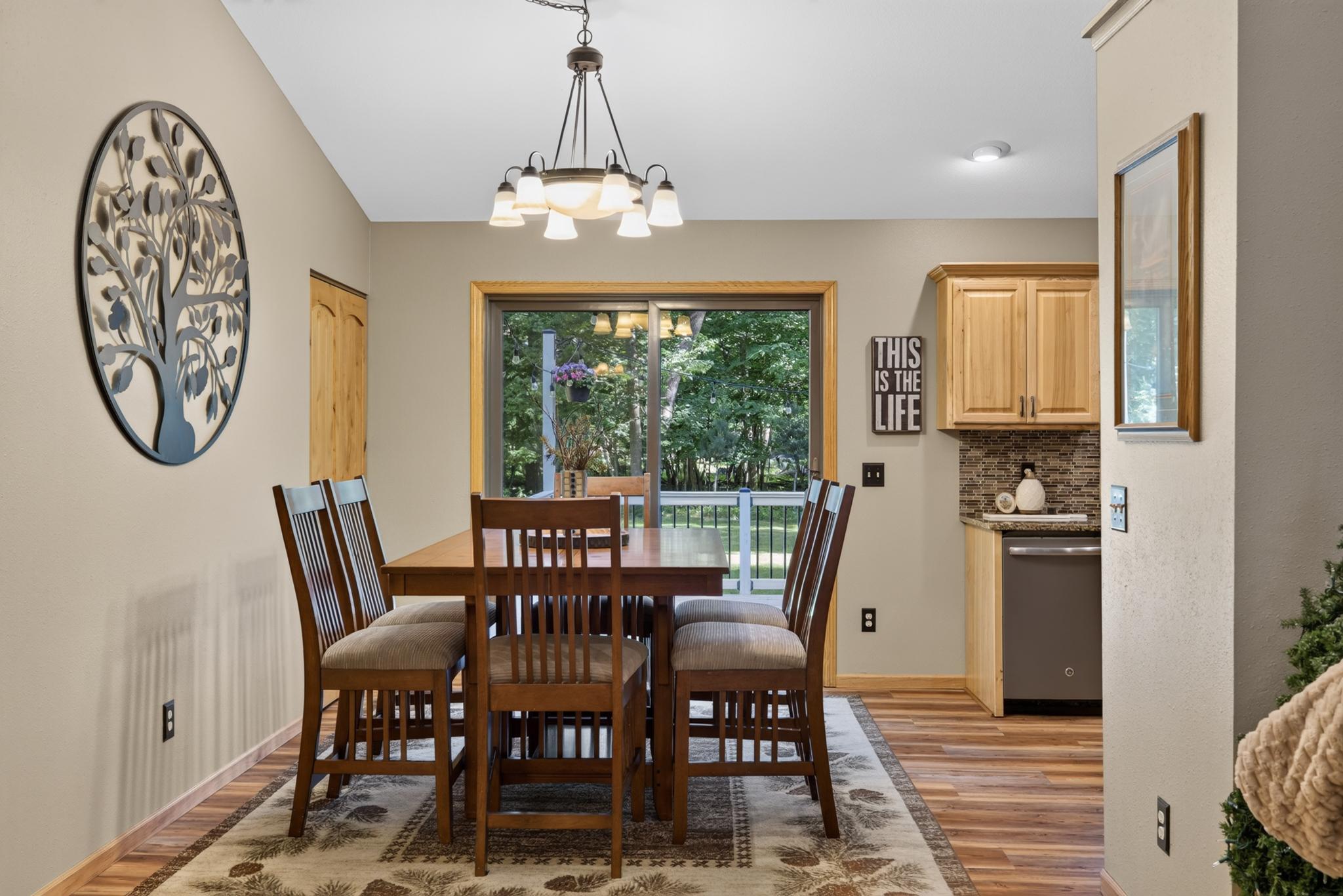 1999 single family home for sale at 6108 Bittersweet Lane in Nisswa, MN — 4 bed, 2 bath (photo 5 of 43)