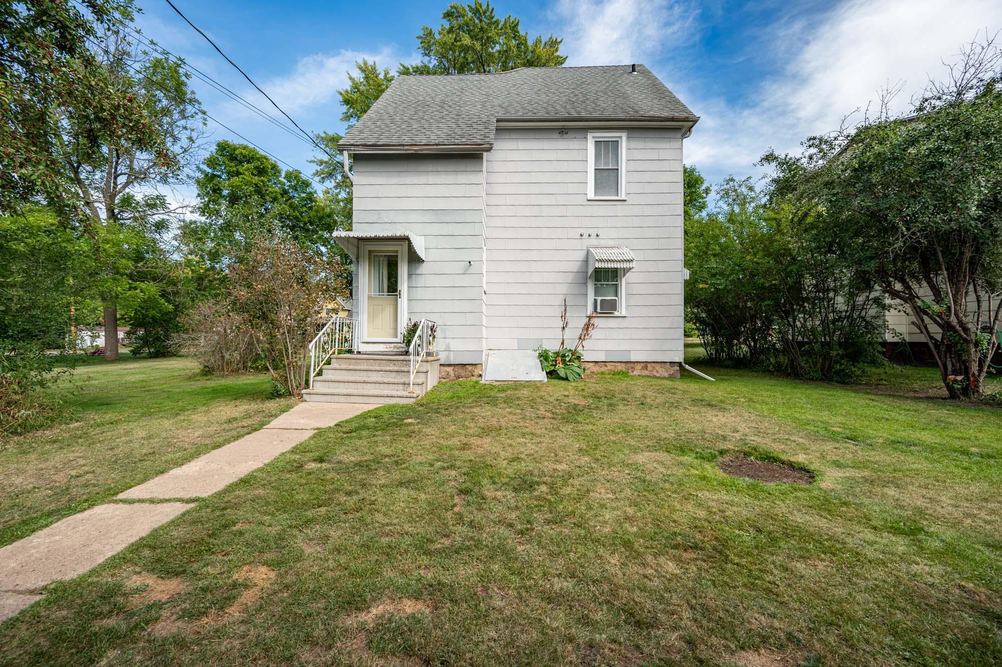 1910 single family home for sale at 105 Ethel Street in Marble, MN — 4 bed, 2 bath (photo 32 of 39)