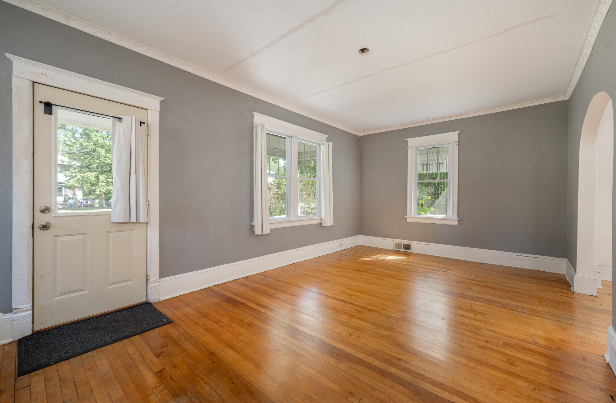 1910 single family home for sale at 105 Ethel Street in Marble, MN — 4 bed, 2 bath (photo 7 of 39)