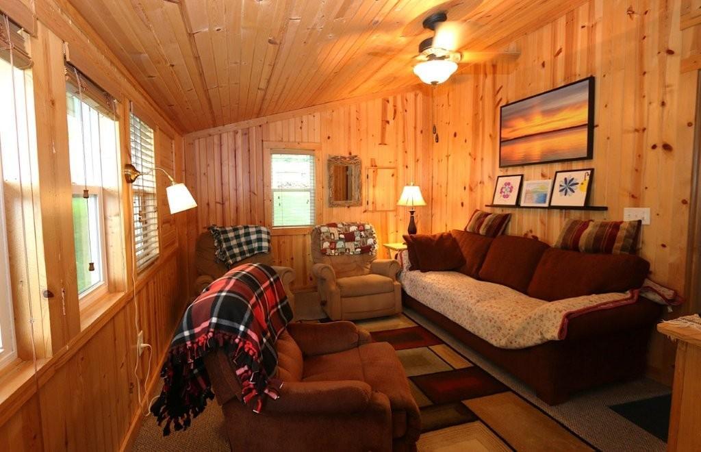 1950 single family home for sale at 46071 Boys Shore Road in Ottertail, MN — 2 bed, 1 bath (photo 12 of 21)