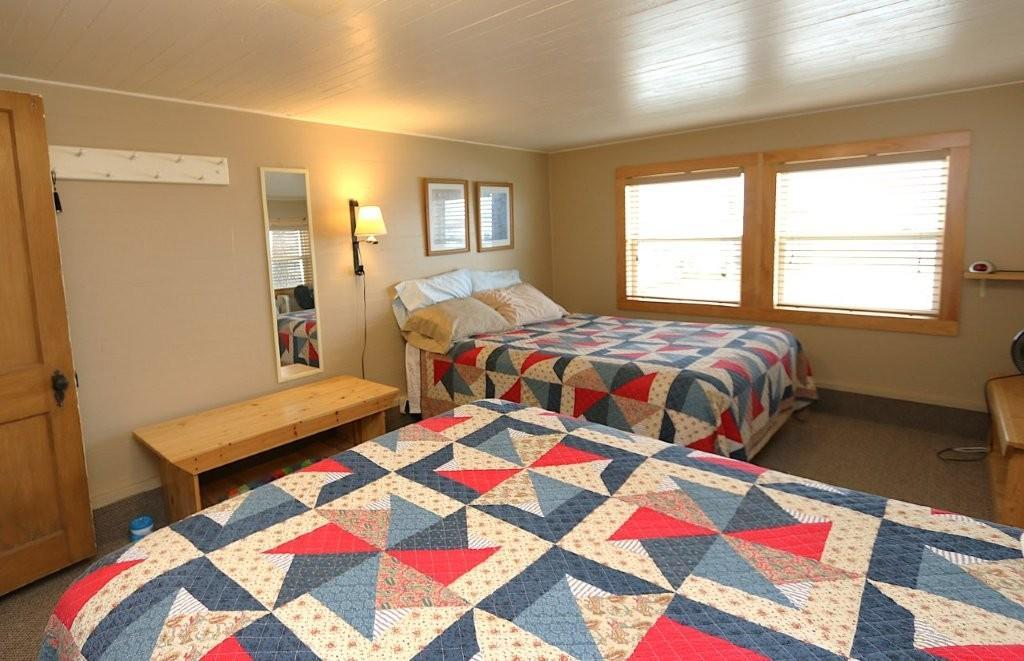 1950 single family home for sale at 46071 Boys Shore Road in Ottertail, MN — 2 bed, 1 bath (photo 14 of 21)