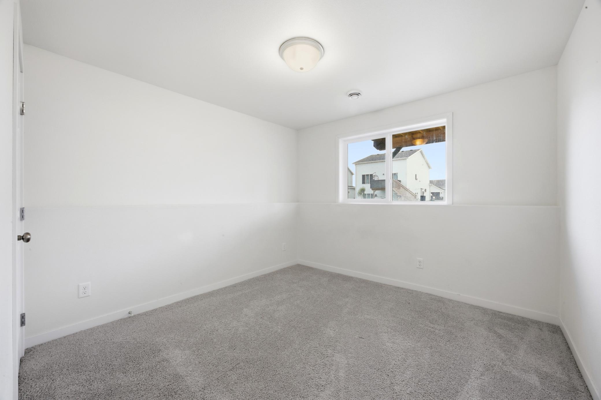 2024 single family home for sale at 2506 Fulton Loop S in Fargo, ND — 4 bed, 3 bath (photo 19 of 31)