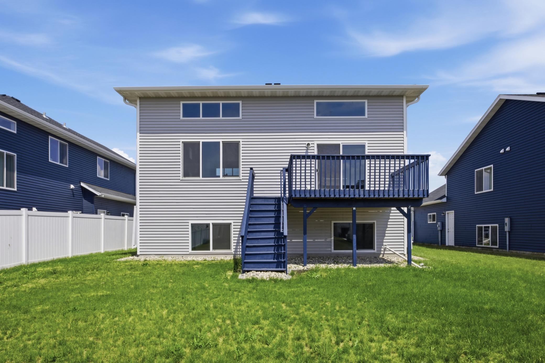 2024 single family home for sale at 2506 Fulton Loop S in Fargo, ND — 4 bed, 3 bath (photo 26 of 31)