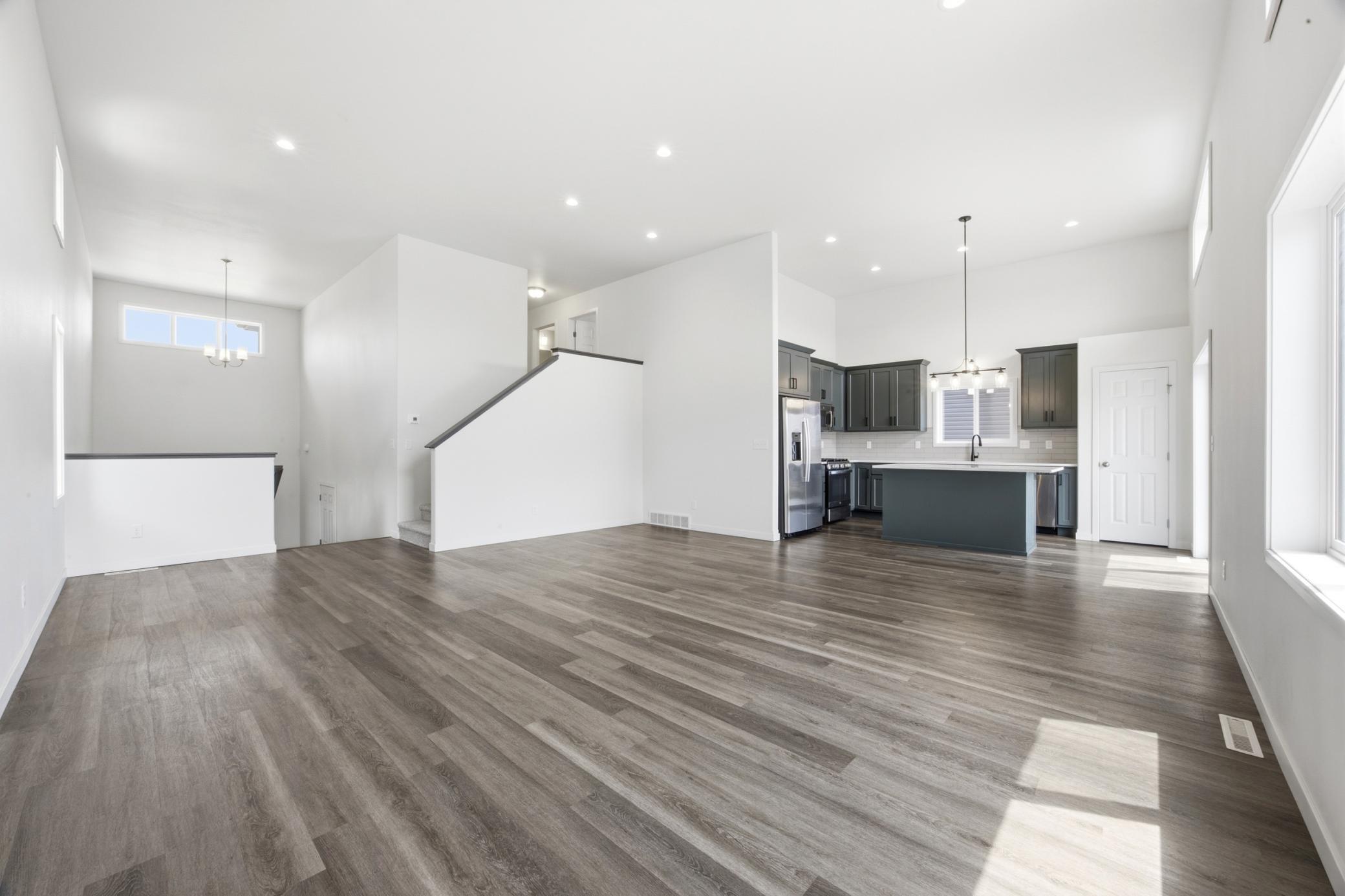 2024 single family home for sale at 2506 Fulton Loop S in Fargo, ND — 4 bed, 3 bath (photo 6 of 31)