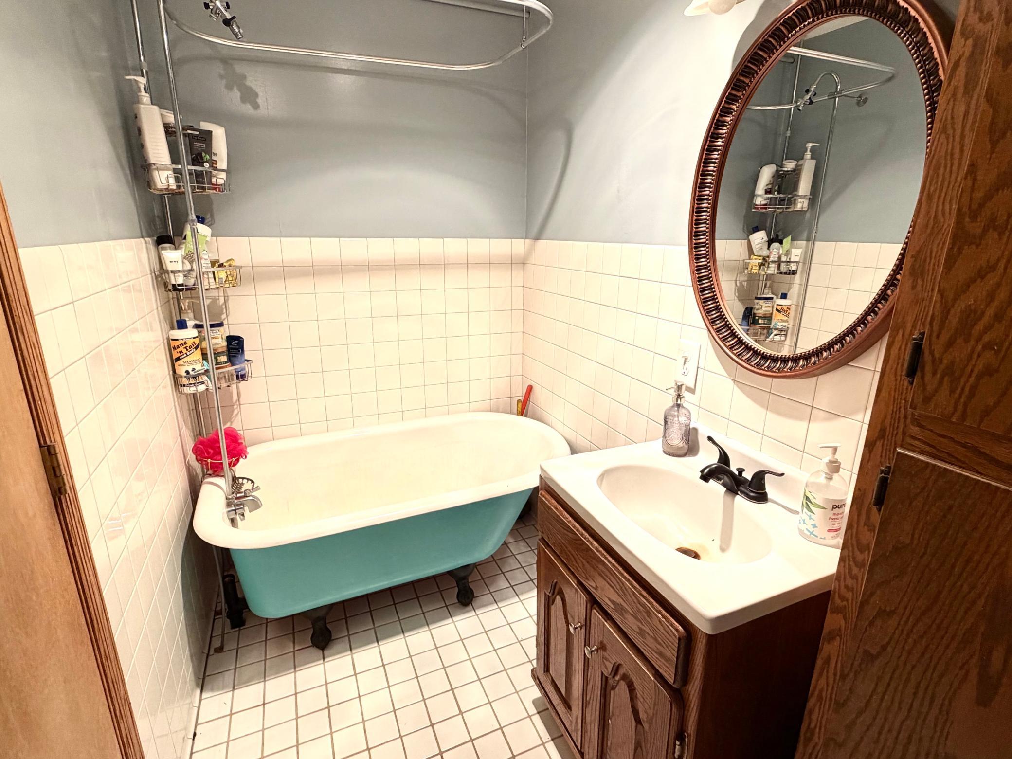1910 single family home for sale at 28707 350th Avenue in Roseau, MN — 4 bed, 2 bath (photo 12 of 24)