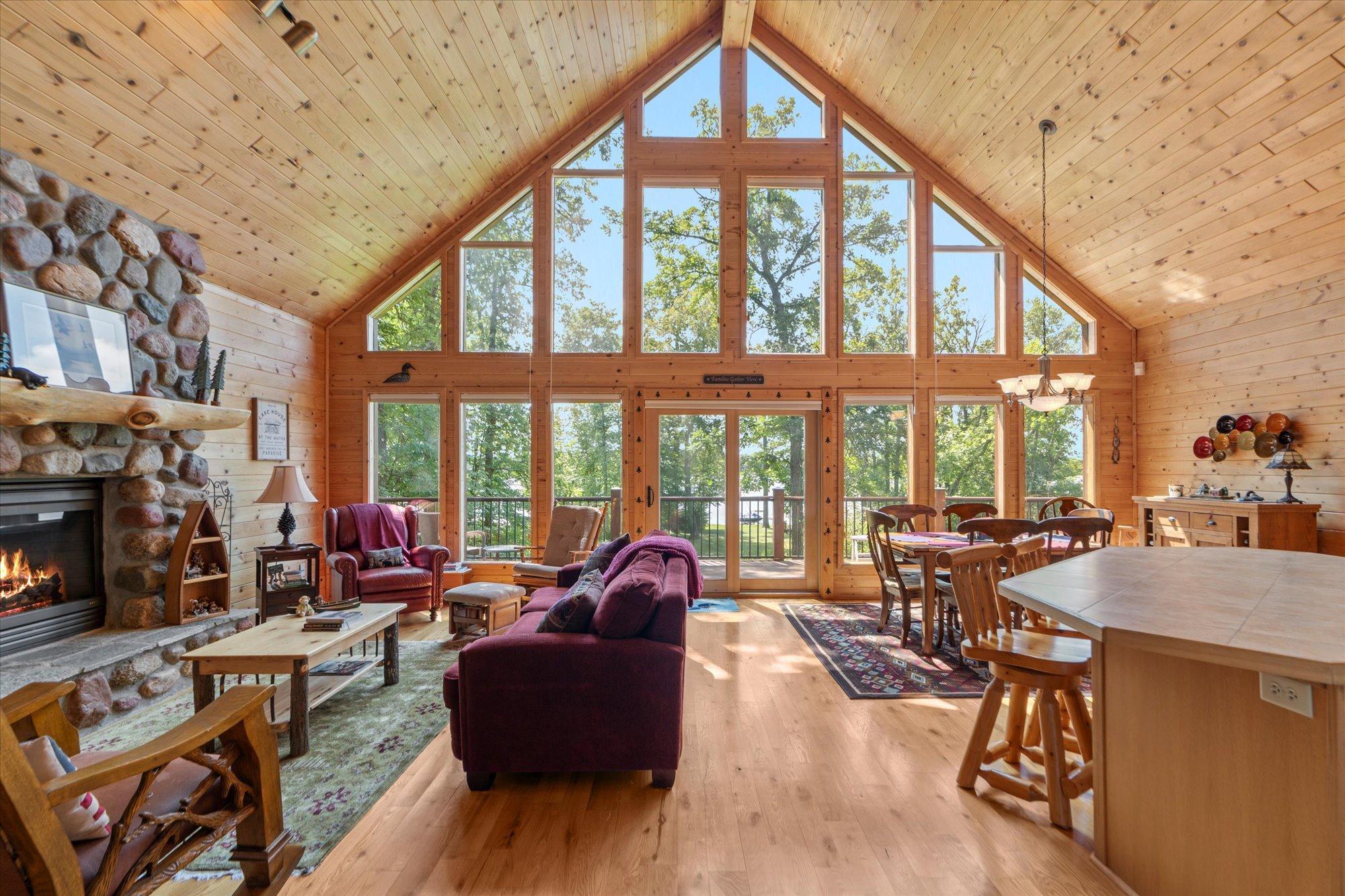 2000 single family home for sale at 13959 Scenic Court in Crosslake, MN — 3 bed, 3 bath (photo 3 of 40)
