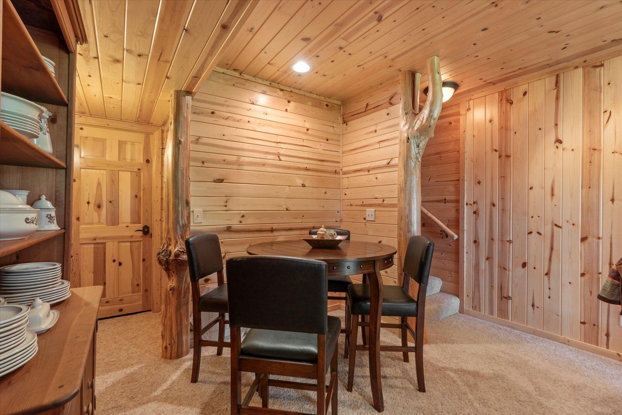 2000 single family home for sale at 13959 Scenic Court in Crosslake, MN — 3 bed, 3 bath (photo 23 of 40)