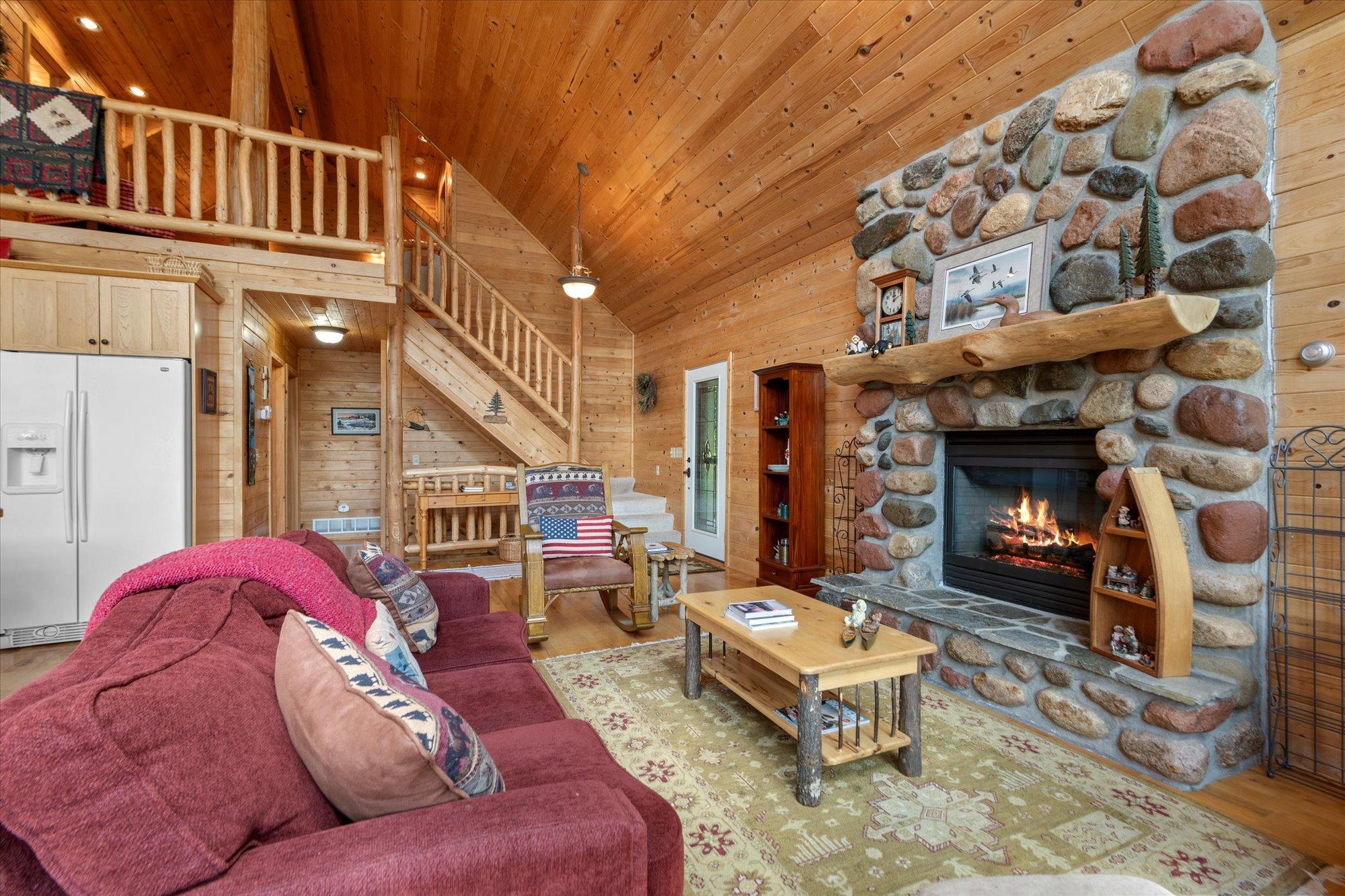 2000 single family home for sale at 13959 Scenic Court in Crosslake, MN — 3 bed, 3 bath (photo 5 of 40)
