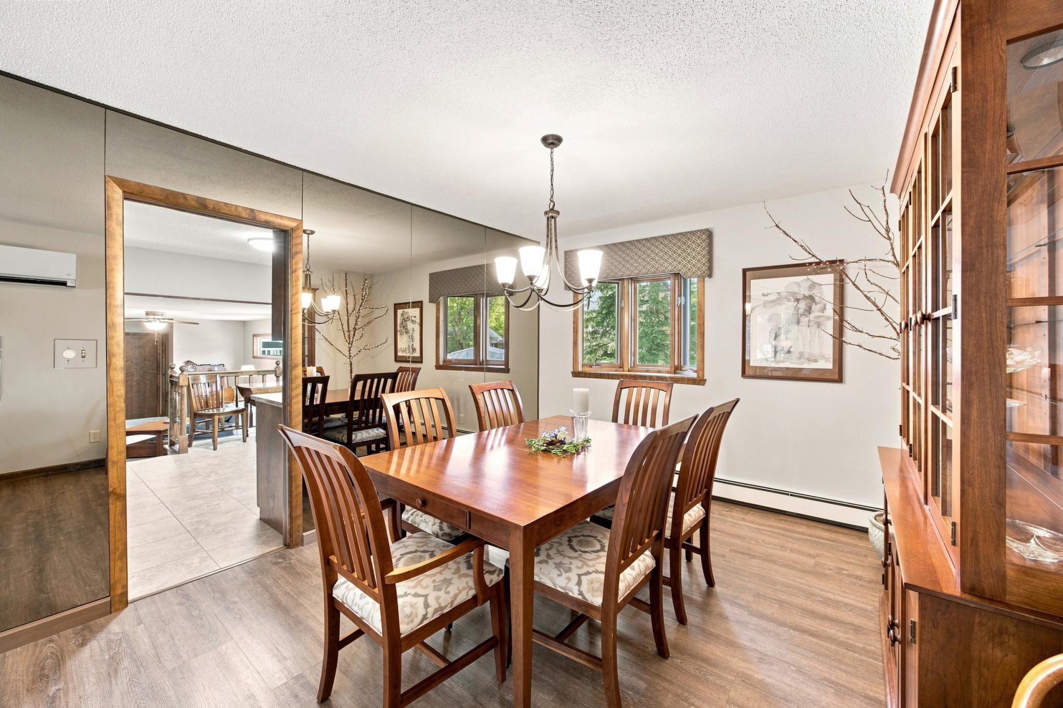 1968 single family home for sale at 2323 19 1/2 Street S in Moorhead, MN — 4 bed, 3 bath (photo 11 of 28)