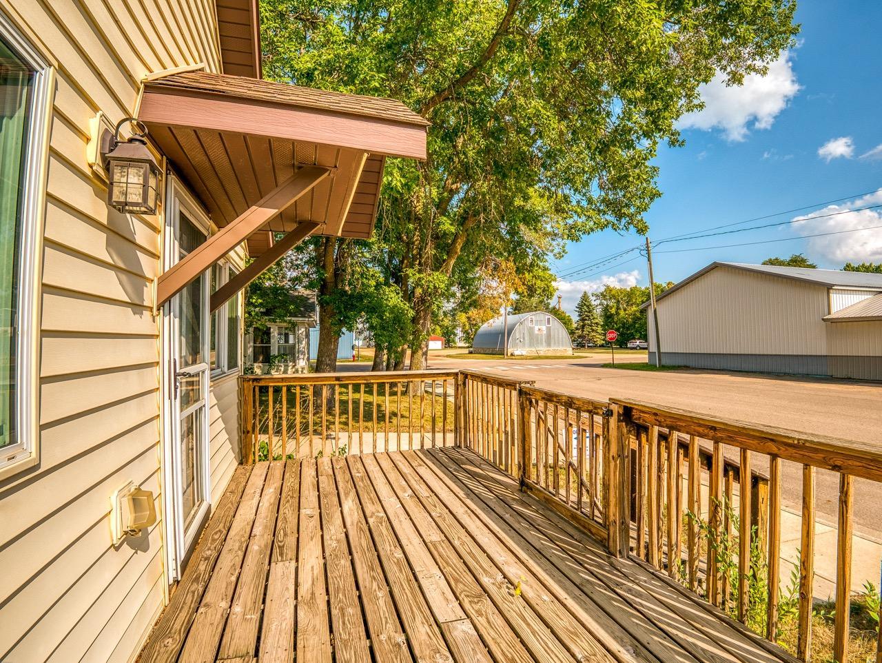 1890 single family home for sale at 118 E Colfax Street in Parkers Prairie, MN — 2 bed, 1 bath (photo 12 of 50)