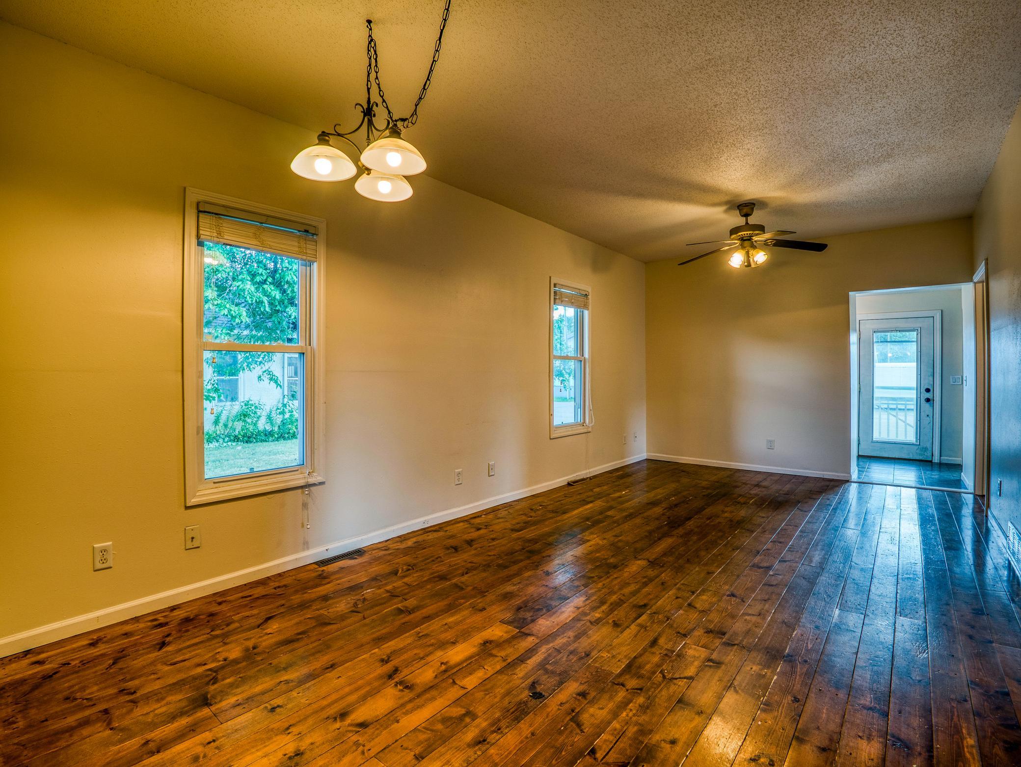 1890 single family home for sale at 118 E Colfax Street in Parkers Prairie, MN — 2 bed, 1 bath (photo 20 of 50)