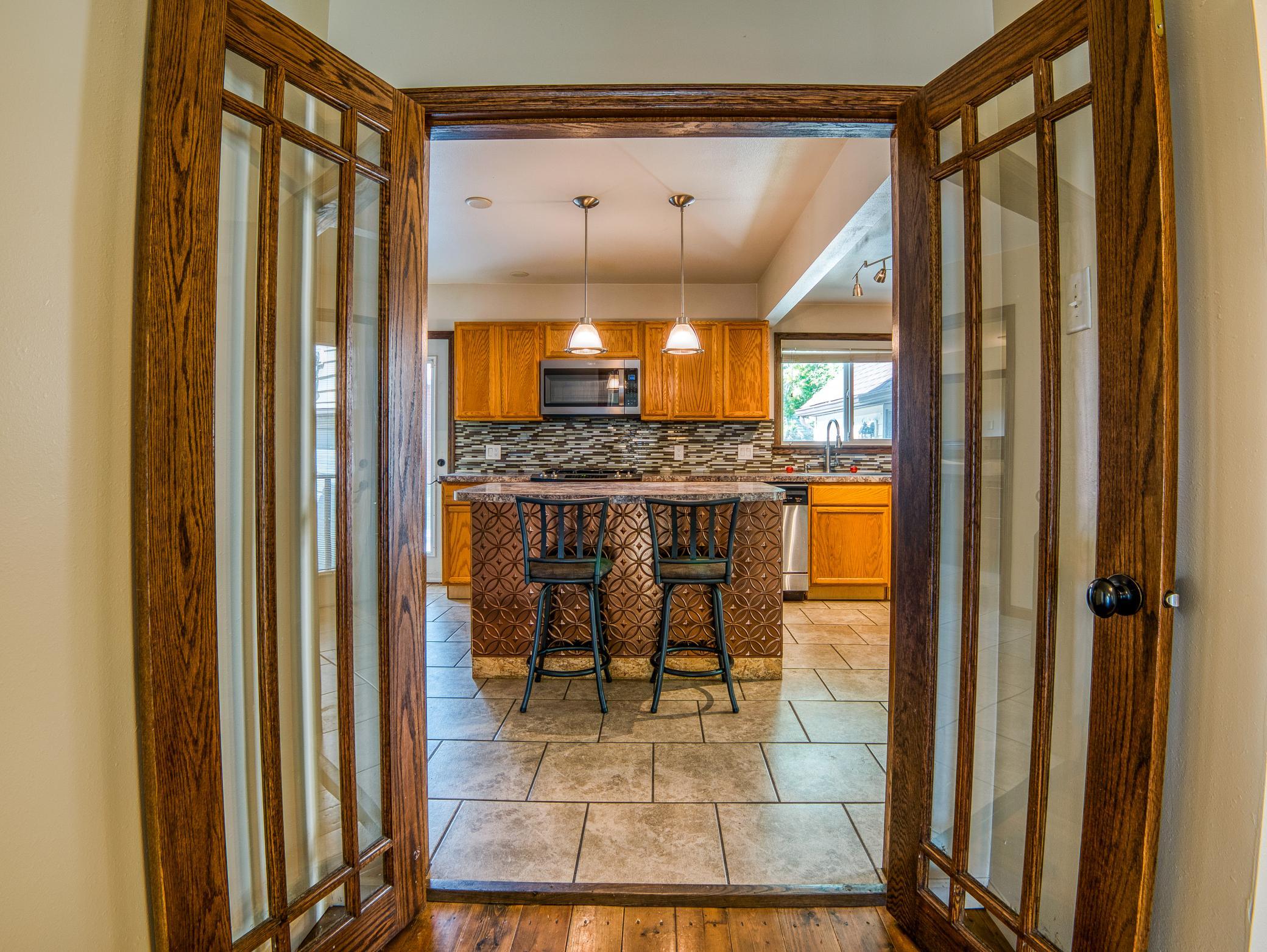 1890 single family home for sale at 118 E Colfax Street in Parkers Prairie, MN — 2 bed, 1 bath (photo 23 of 50)
