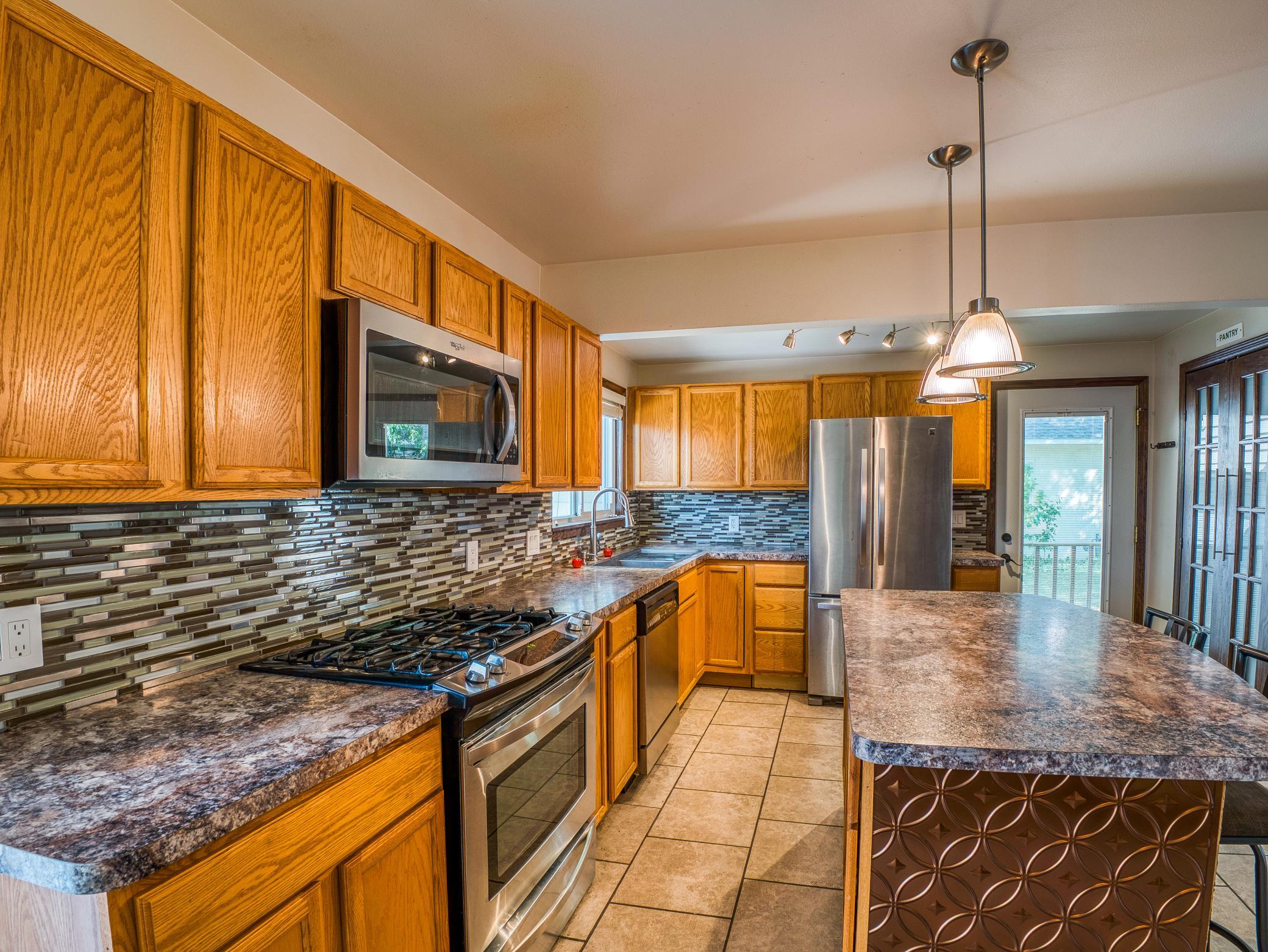 1890 single family home for sale at 118 E Colfax Street in Parkers Prairie, MN — 2 bed, 1 bath (photo 27 of 50)