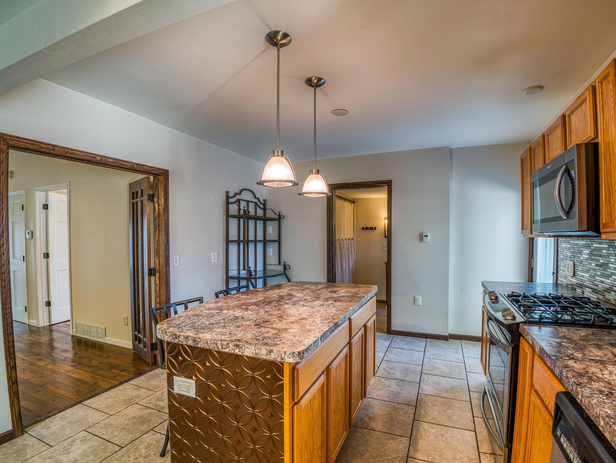 1890 single family home for sale at 118 E Colfax Street in Parkers Prairie, MN — 2 bed, 1 bath (photo 30 of 50)