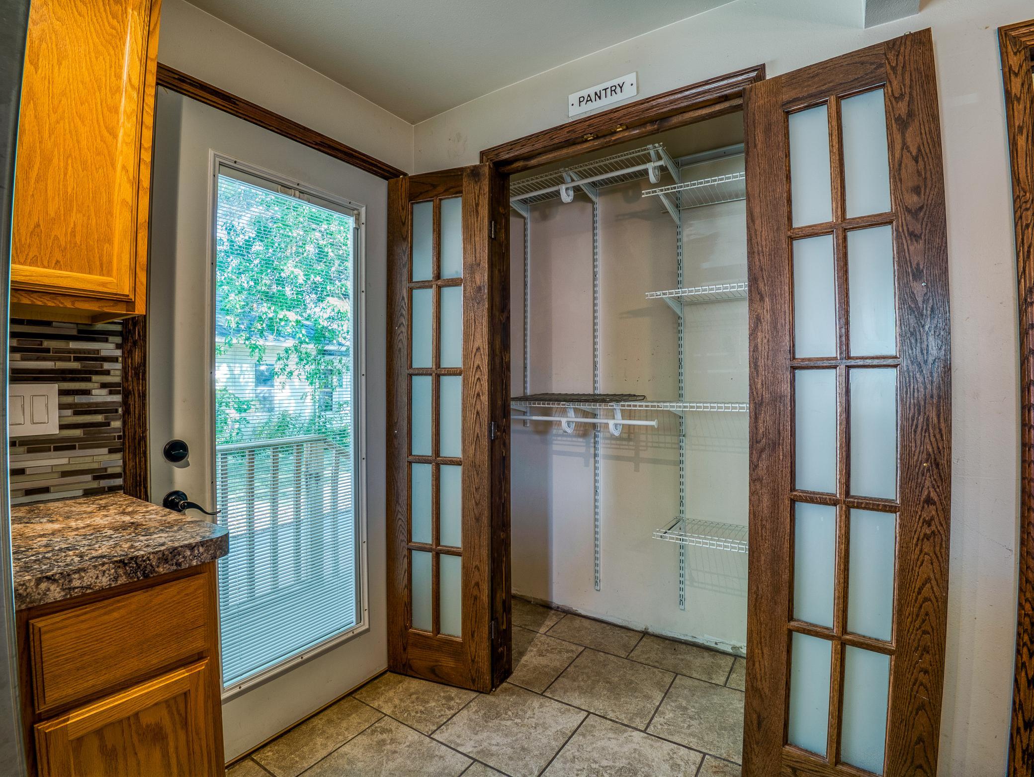 1890 single family home for sale at 118 E Colfax Street in Parkers Prairie, MN — 2 bed, 1 bath (photo 31 of 50)