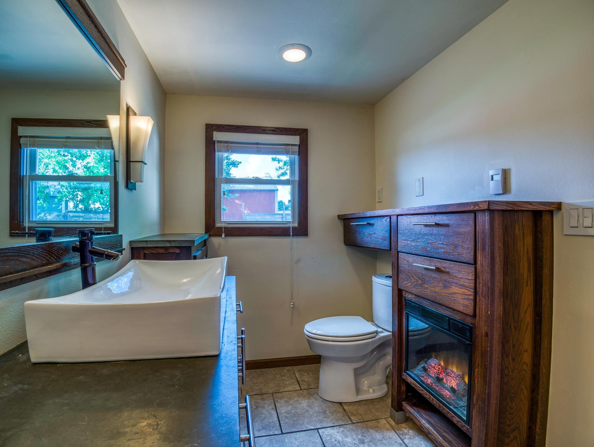 1890 single family home for sale at 118 E Colfax Street in Parkers Prairie, MN — 2 bed, 1 bath (photo 33 of 50)