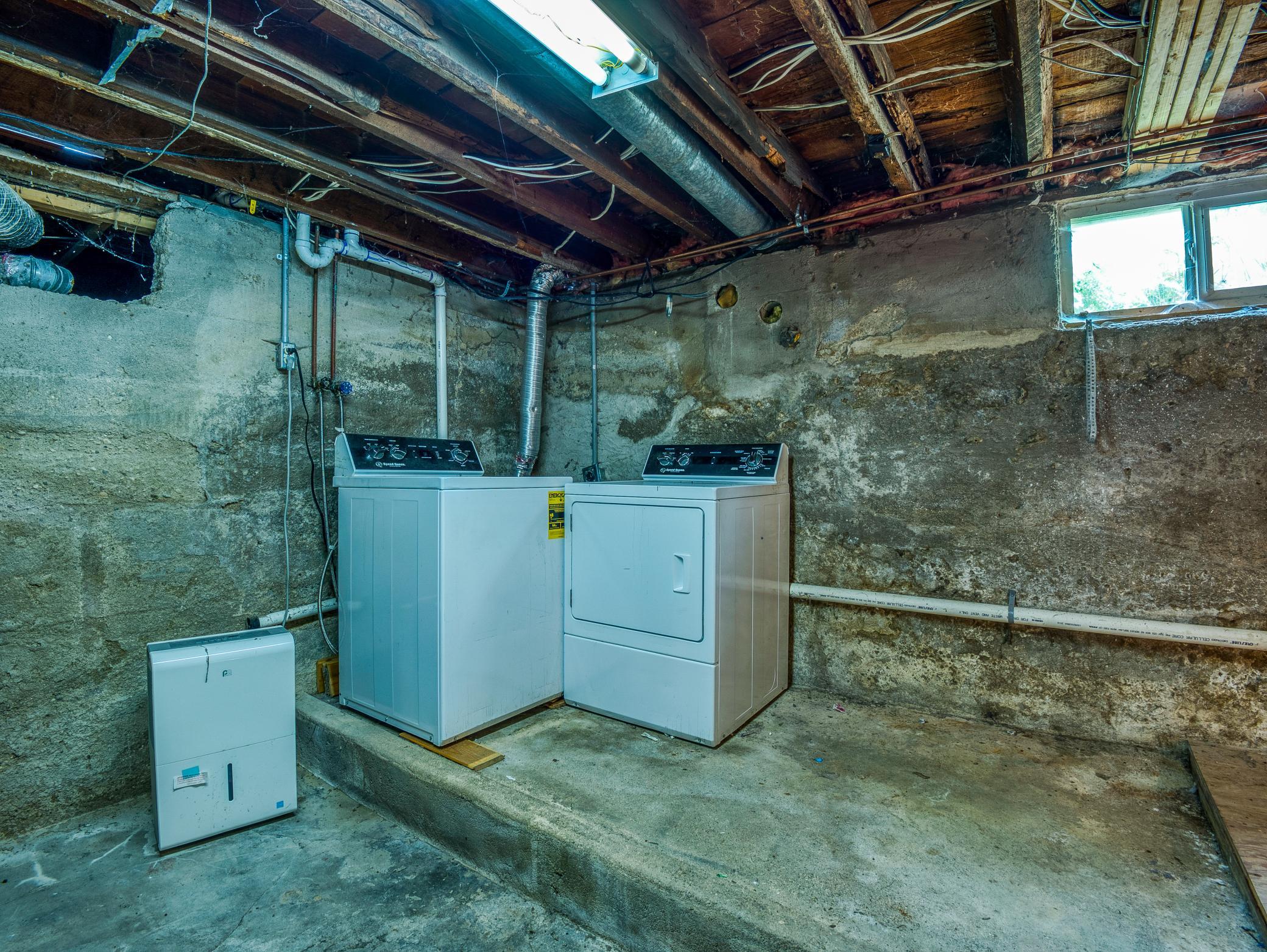 1890 single family home for sale at 118 E Colfax Street in Parkers Prairie, MN — 2 bed, 1 bath (photo 37 of 50)
