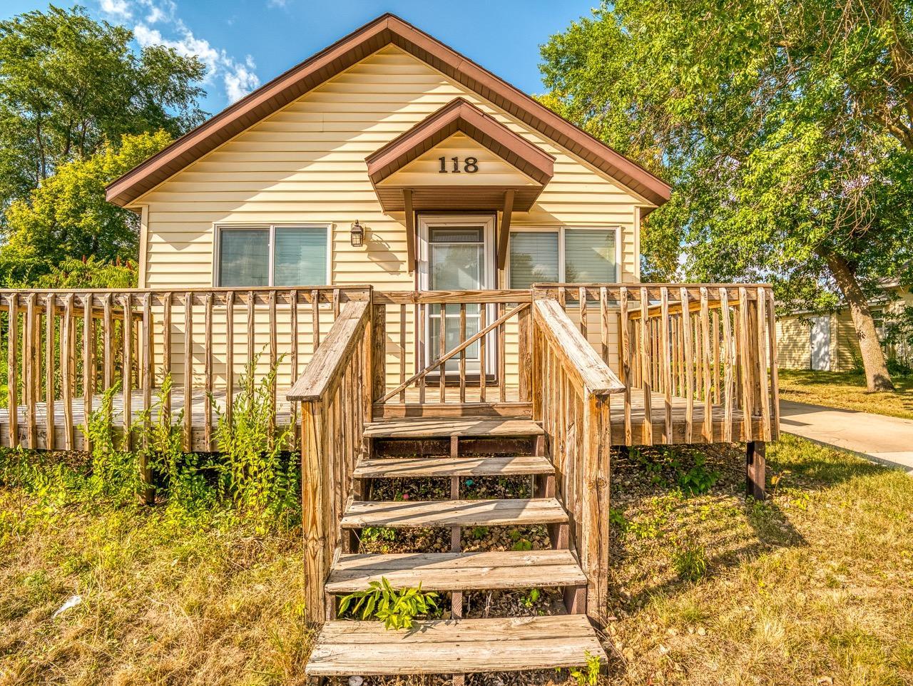 1890 single family home for sale at 118 E Colfax Street in Parkers Prairie, MN — 2 bed, 1 bath (photo 41 of 50)