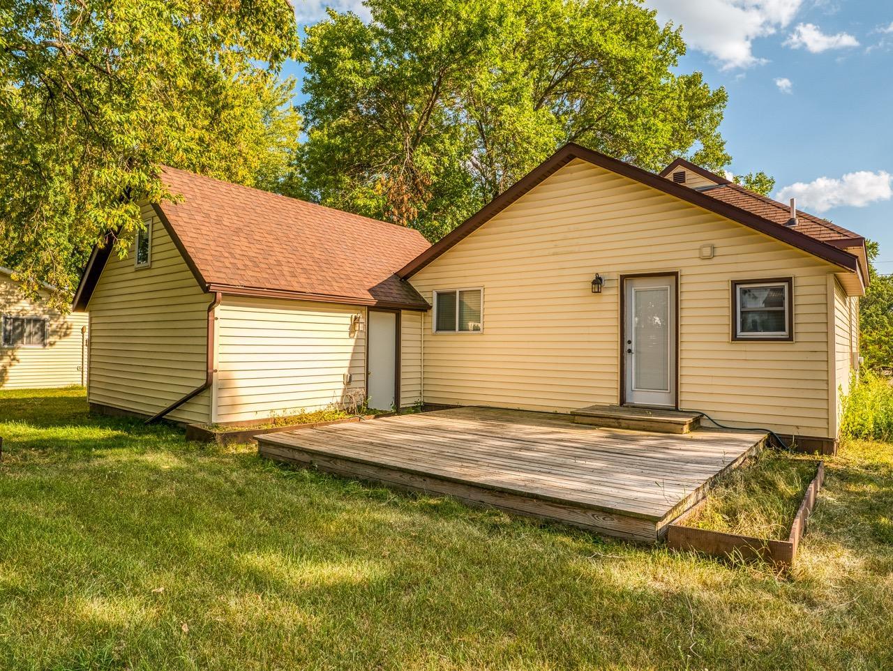 1890 single family home for sale at 118 E Colfax Street in Parkers Prairie, MN — 2 bed, 1 bath (photo 48 of 50)